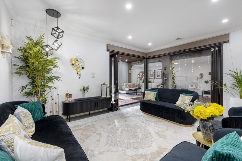 6 Bell Crescent, Point Cook, VIC 3030, Point Cook - Thumbnail 4