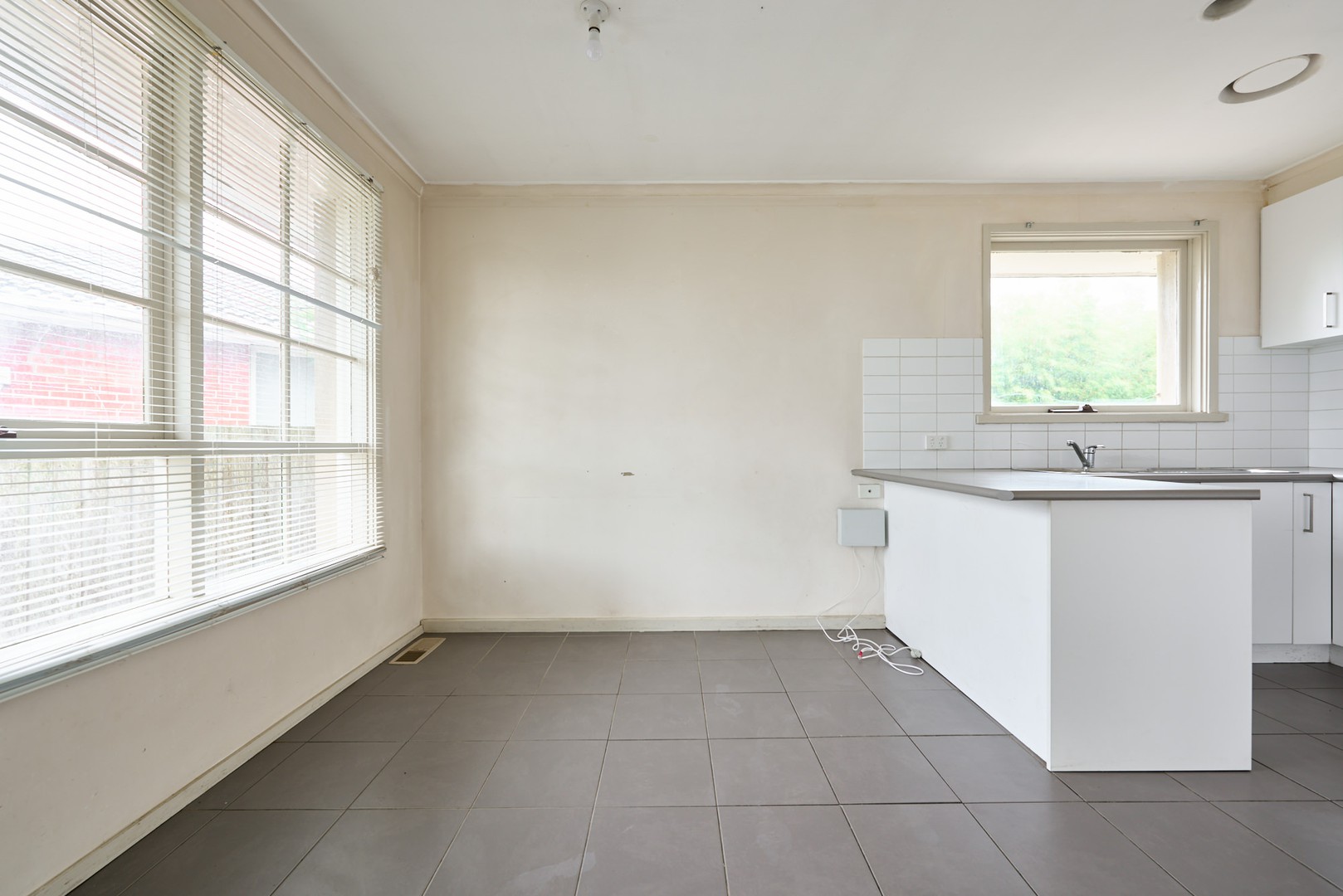 6 Benjamin Court, Keysborough, VIC 3173, Keysborough - Thumbnail 4