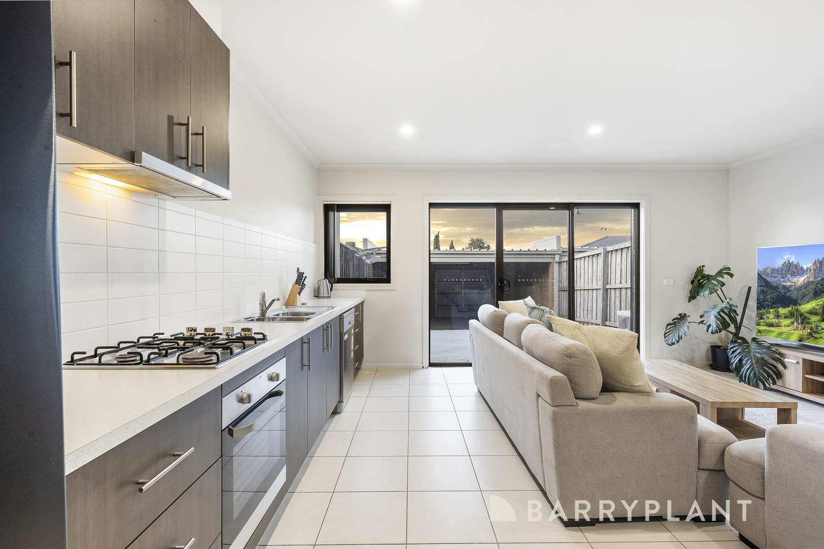 6 Bianca Boulevard, Tarneit, VIC 3029, Tarneit - Thumbnail 8