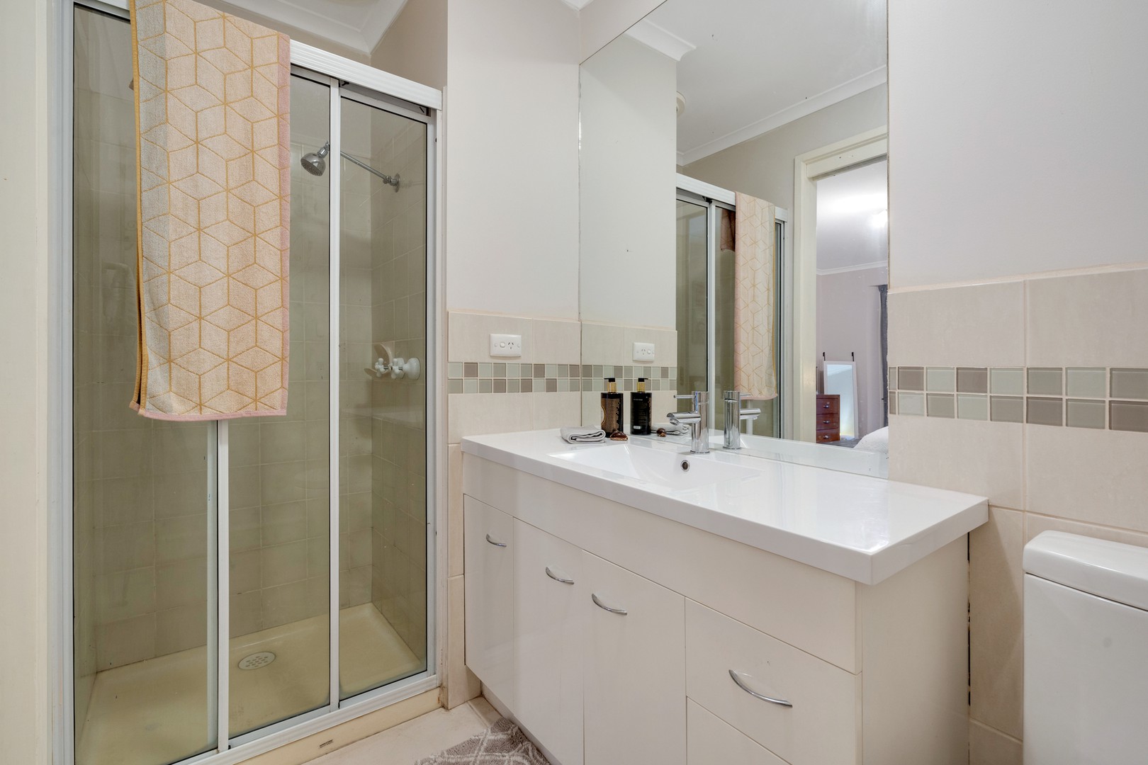 6 Blossom Park Drive, Mill Park, VIC 3082, Mill Park - Thumbnail 7