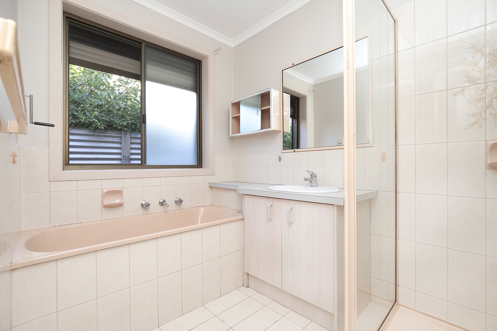 6 Bluestone Walk, Delahey, VIC 3037, Delahey - Thumbnail 4