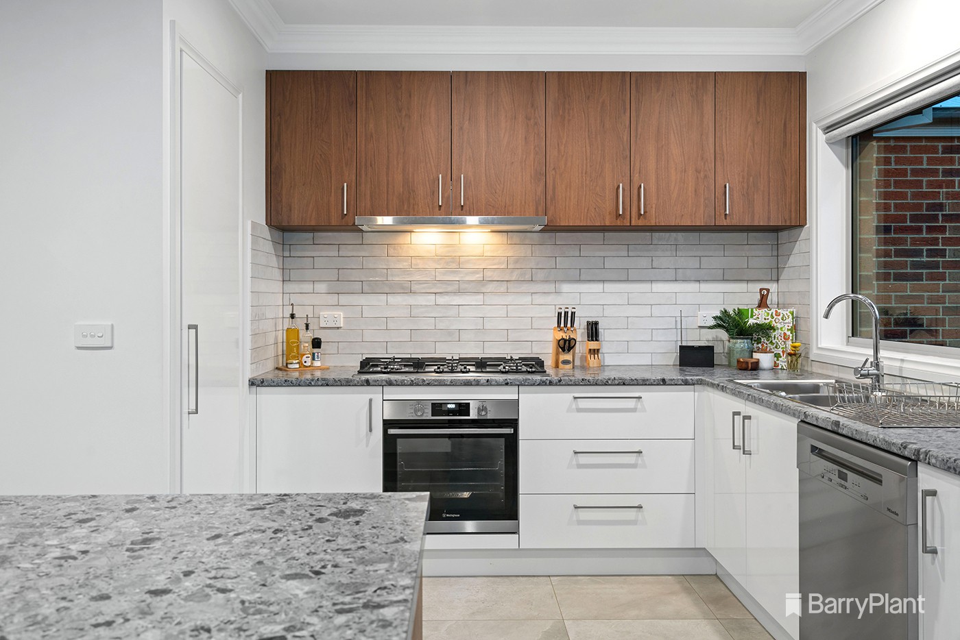 6 Blundell Place, Mooroolbark, VIC 3138, Mooroolbark - Thumbnail 3
