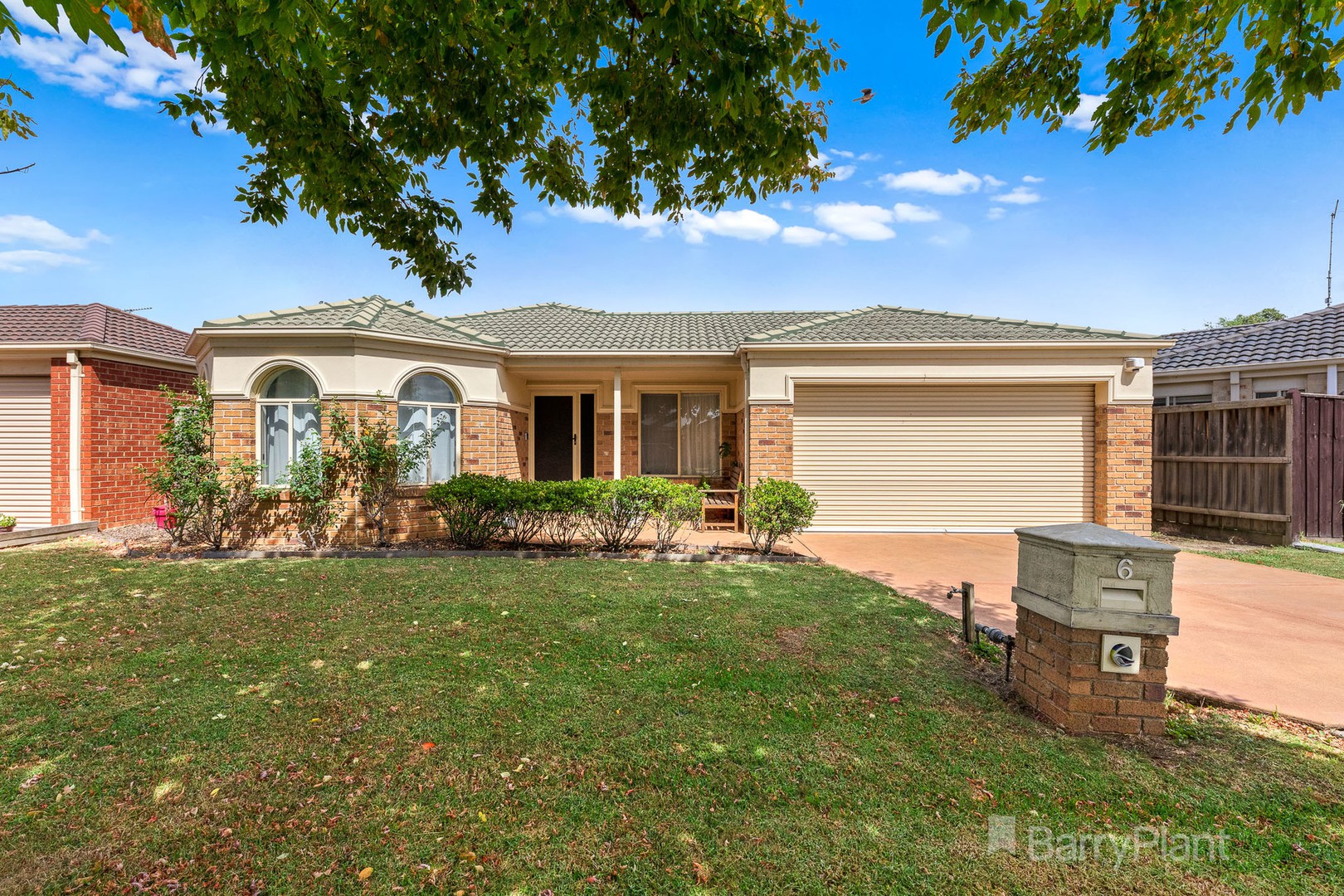 6 Bohemia Crescent, Pakenham, VIC 3810, Pakenham - Thumbnail 2