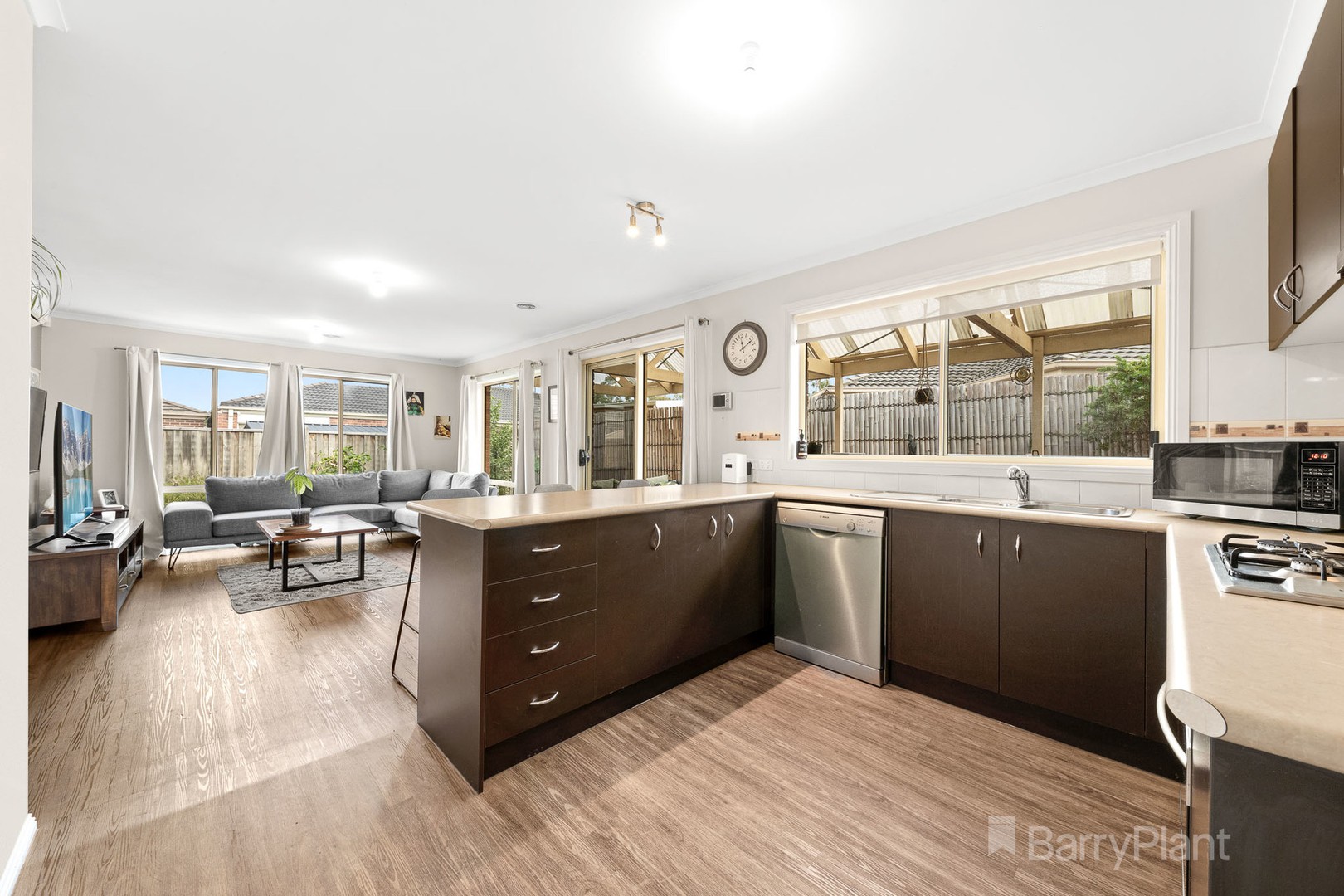6 Bohemia Crescent, Pakenham, VIC 3810, Pakenham - Thumbnail 4