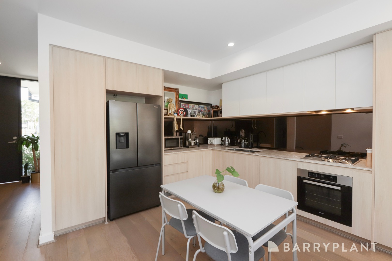 6 Boles Avenue, Sunshine, VIC 3020, Sunshine - Thumbnail 3