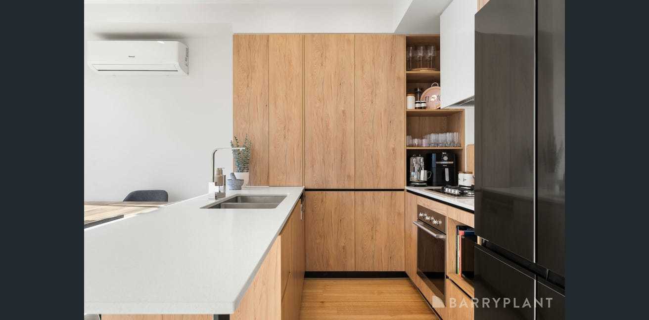 6 Bolger Walk, Lilydale, VIC 3140 - Thumbnail 2 - 25/05/2026