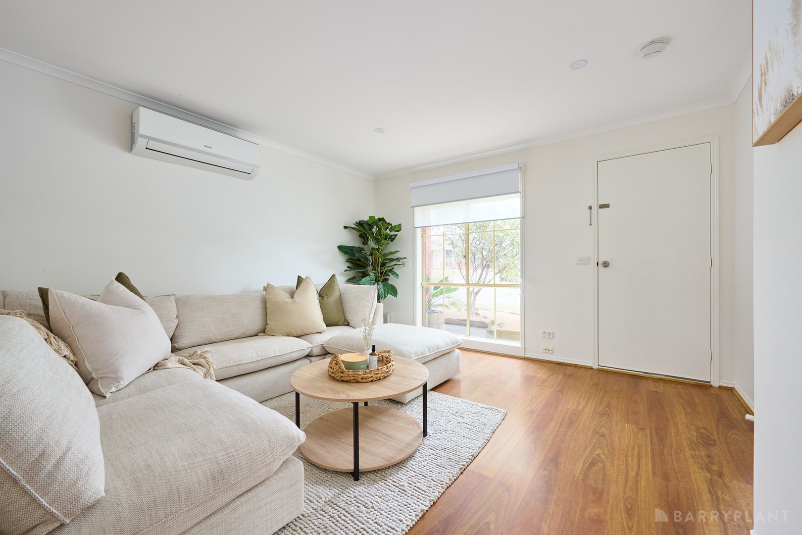 6 Bookham Way, Cranbourne West, VIC 3977, Cranbourne West - Thumbnail 2