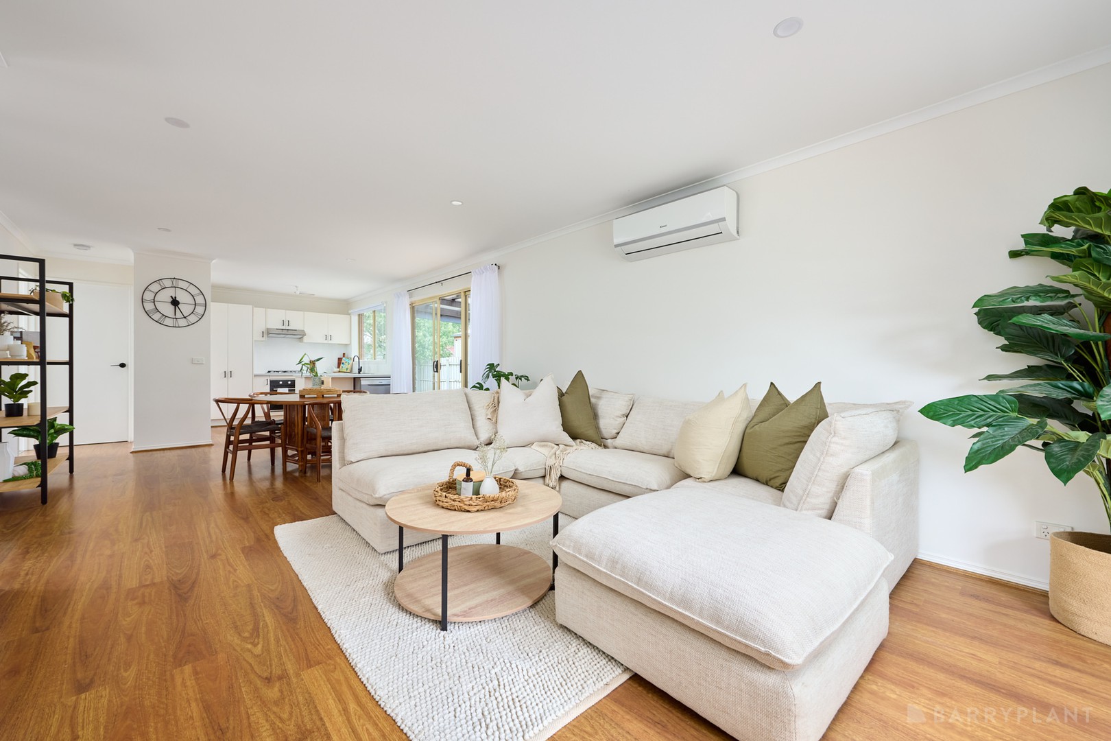 6 Bookham Way, Cranbourne West, VIC 3977, Cranbourne West - Thumbnail 3