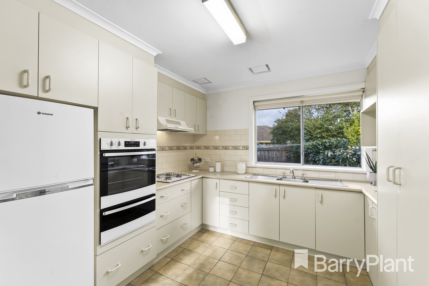 6 Boorlee Court, Bundoora, VIC 3083, Bundoora - Thumbnail 4