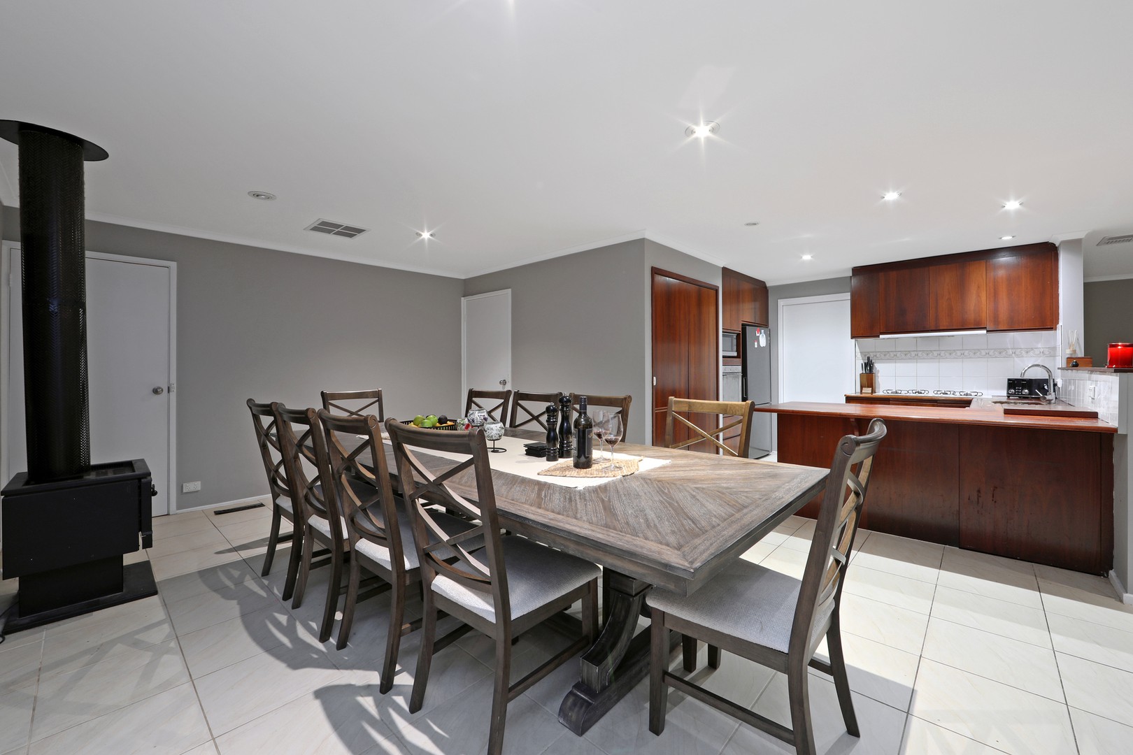 6 Boyle Close, Wantirna South, VIC 3152, Wantirna South - Thumbnail 3