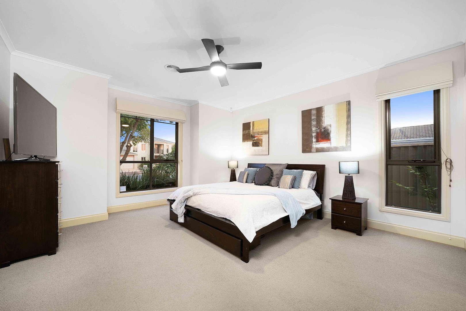 6 Brampton Close, Point Cook, VIC 3030, Point Cook - Thumbnail 5