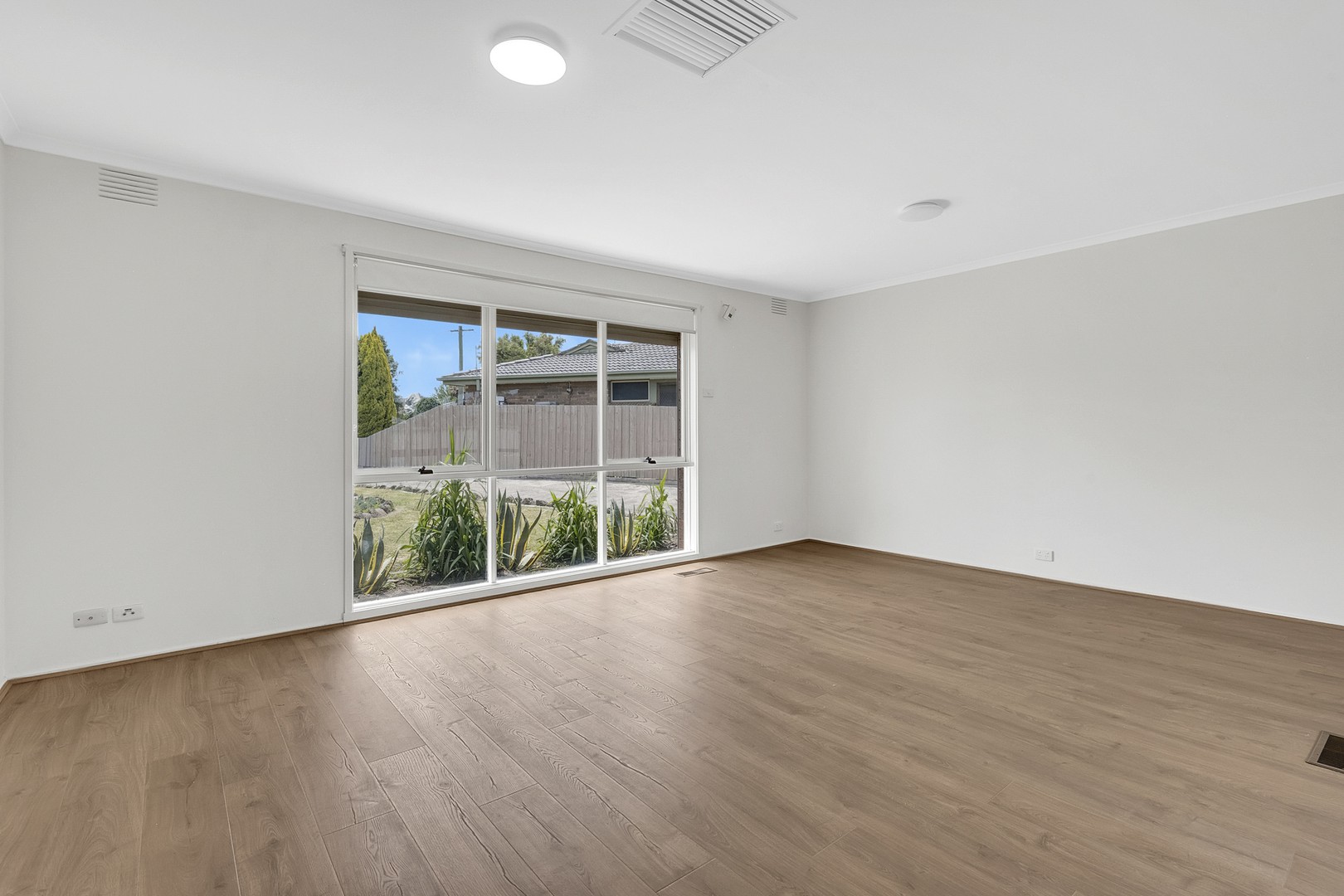6 Brandon Court, Craigieburn, VIC 3064, Craigieburn - Thumbnail 6