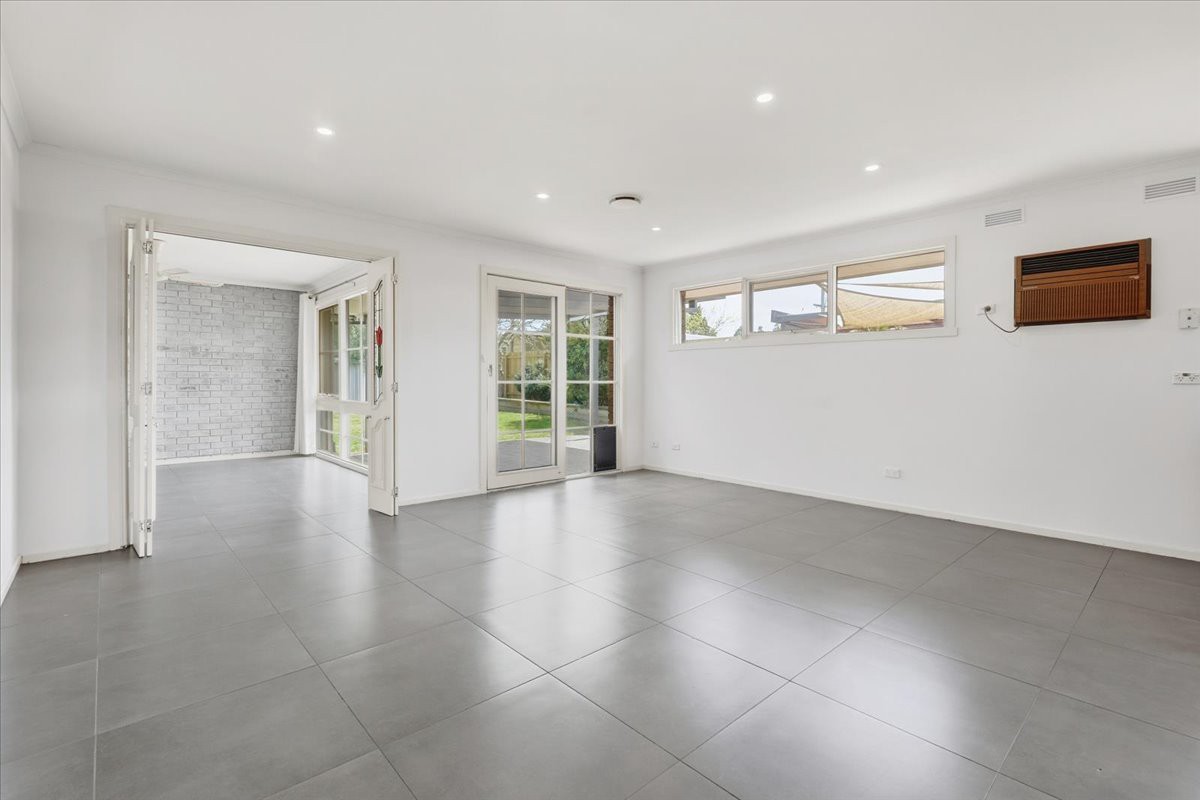 6 Brimpton Grove, Wyndham Vale, VIC 3024 - Thumbnail 2 - 11/12/2025