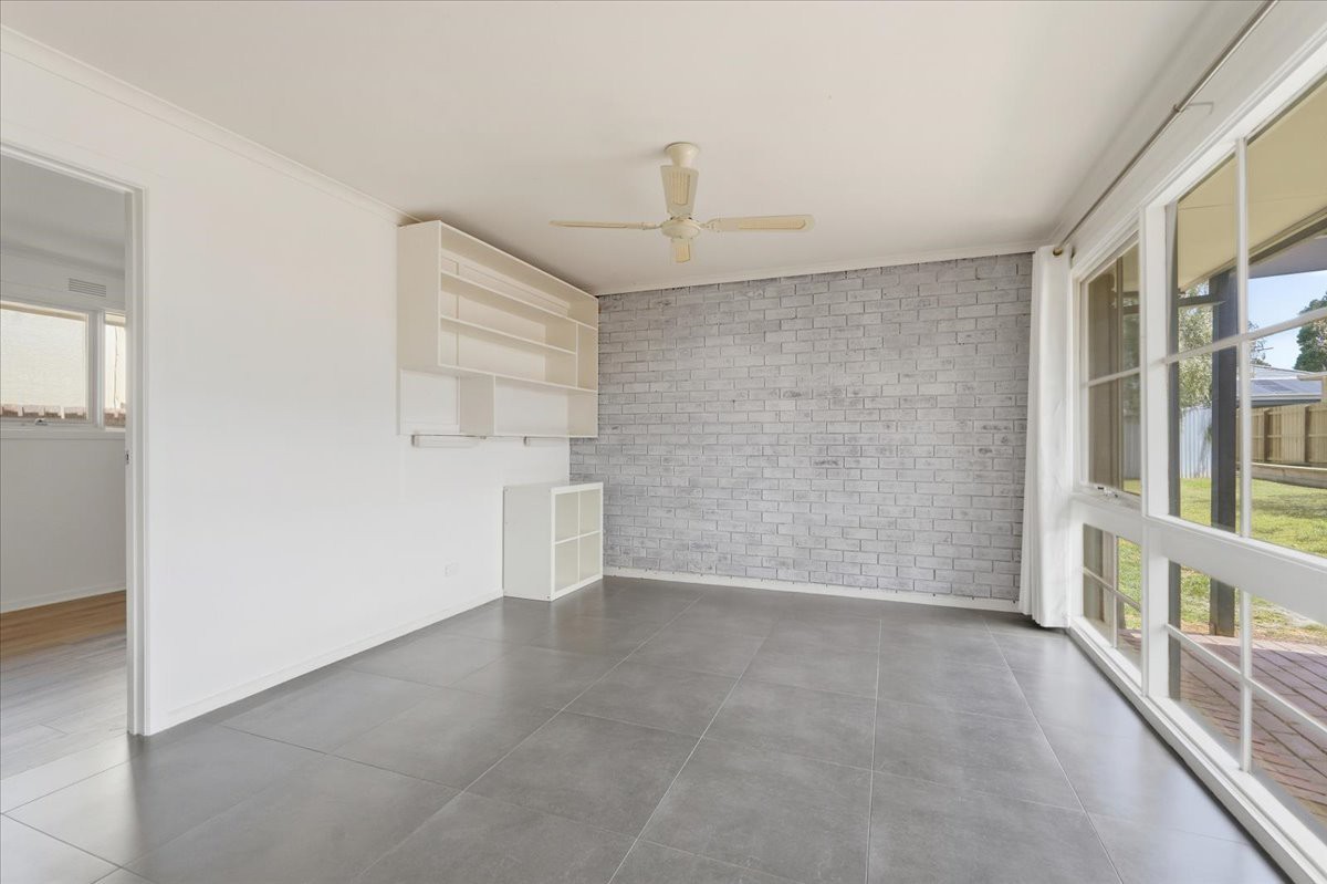 6 Brimpton Grove, Wyndham Vale, VIC 3024, Wyndham Vale - Thumbnail 4