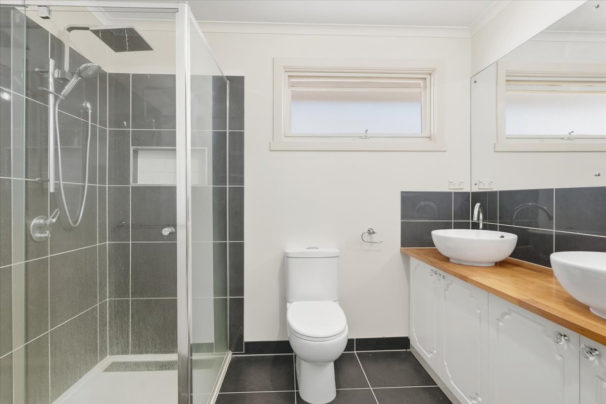 6 Brimpton Grove, Wyndham Vale, VIC 3024, Wyndham Vale - Thumbnail 6