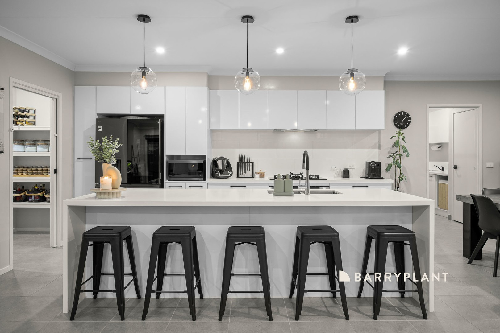 6 Buckland Drive, Warragul, VIC 3820, Warragul - Thumbnail 3