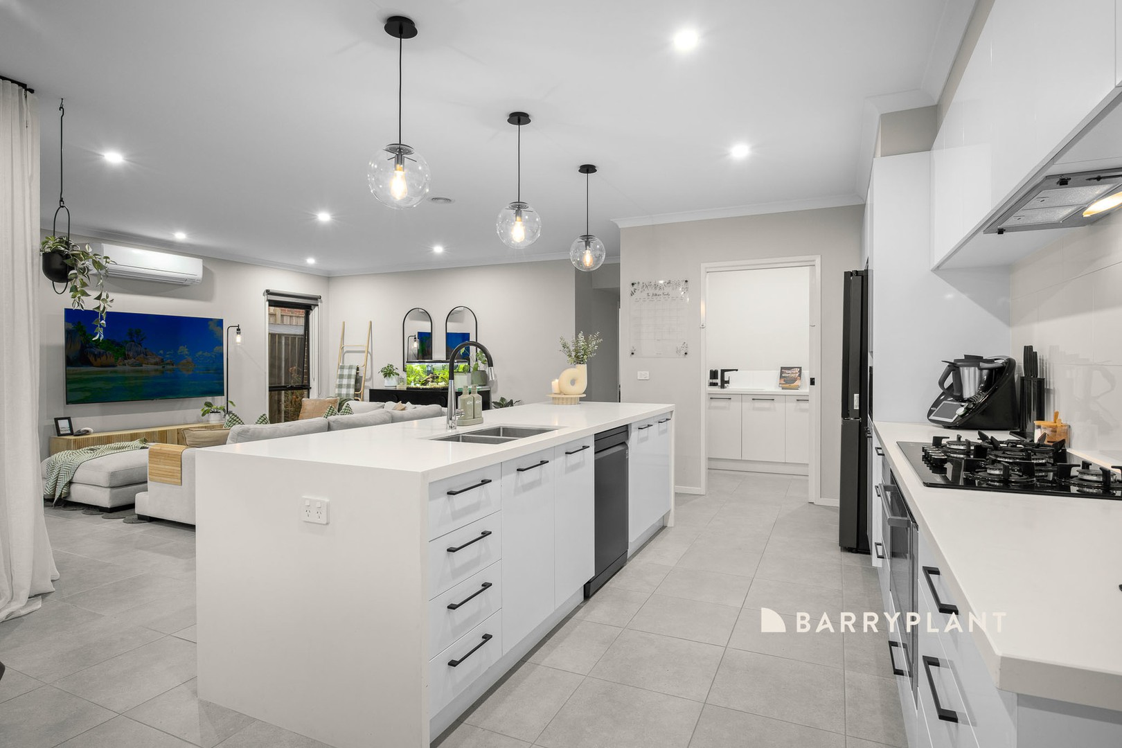 6 Buckland Drive, Warragul, VIC 3820, Warragul - Thumbnail 7