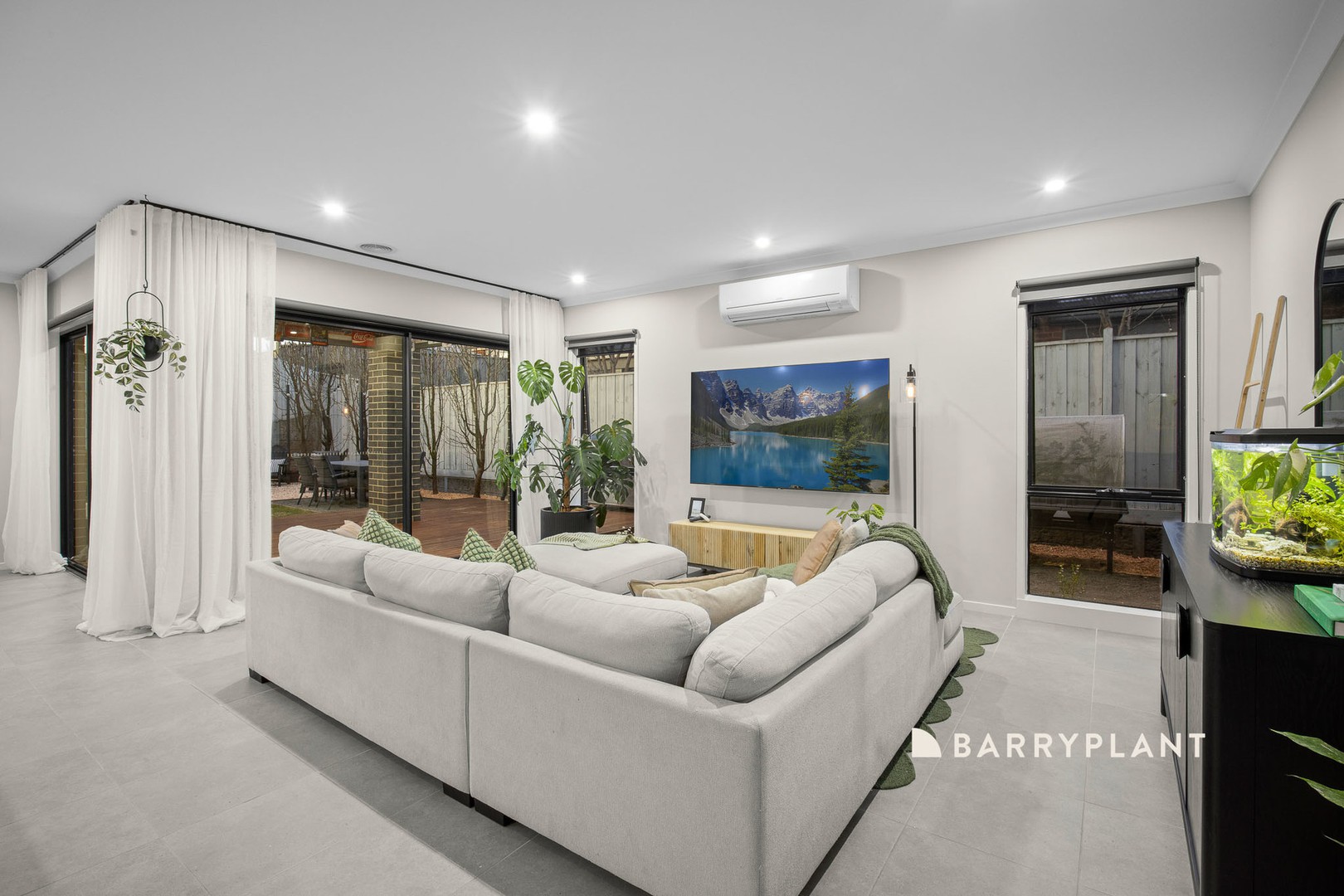 6 Buckland Drive, Warragul, VIC 3820, Warragul - Thumbnail 8