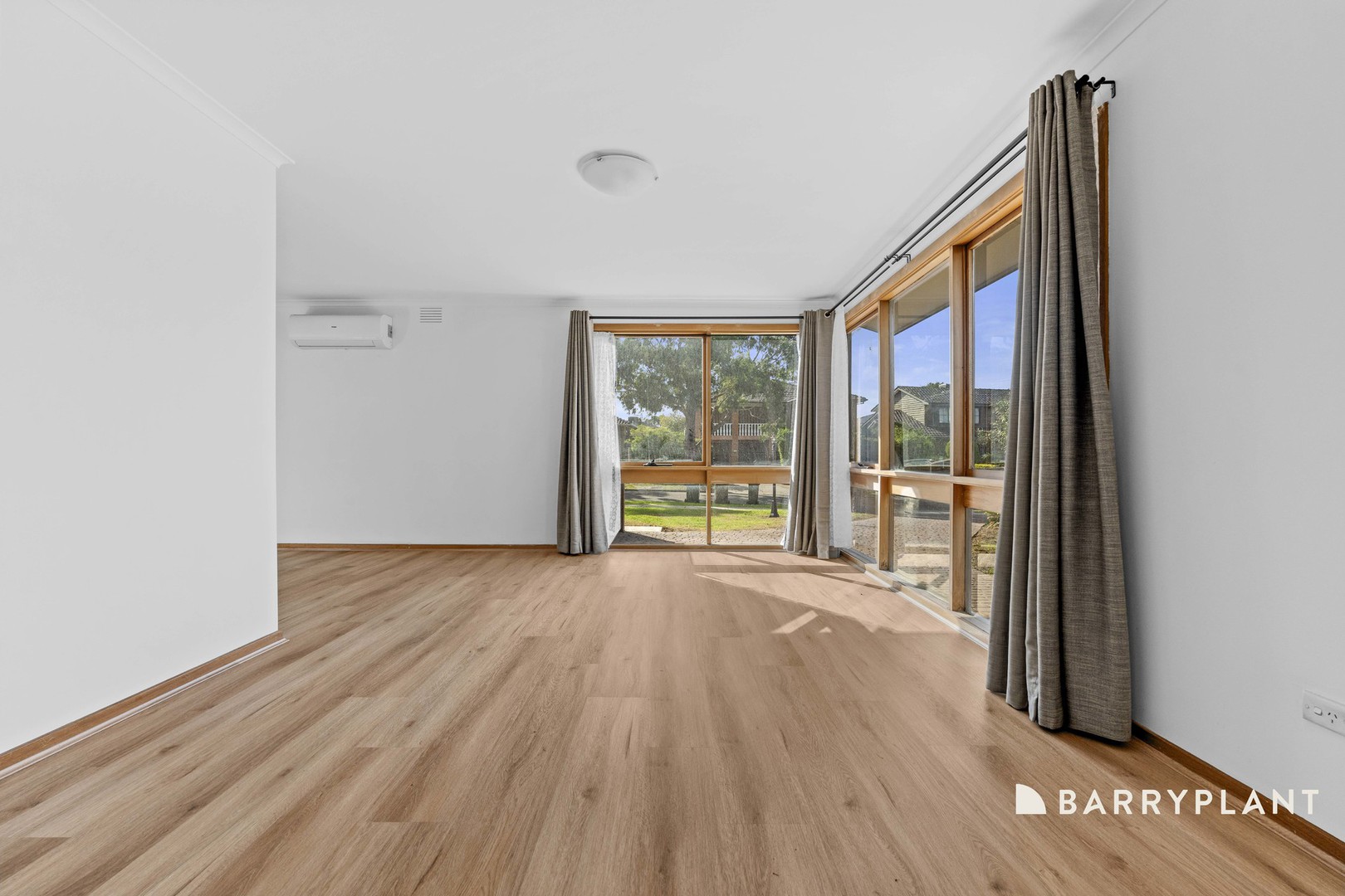 6 Buckmaster Drive, Mill Park, VIC 3082 - Thumbnail 1 - 09/04/2026