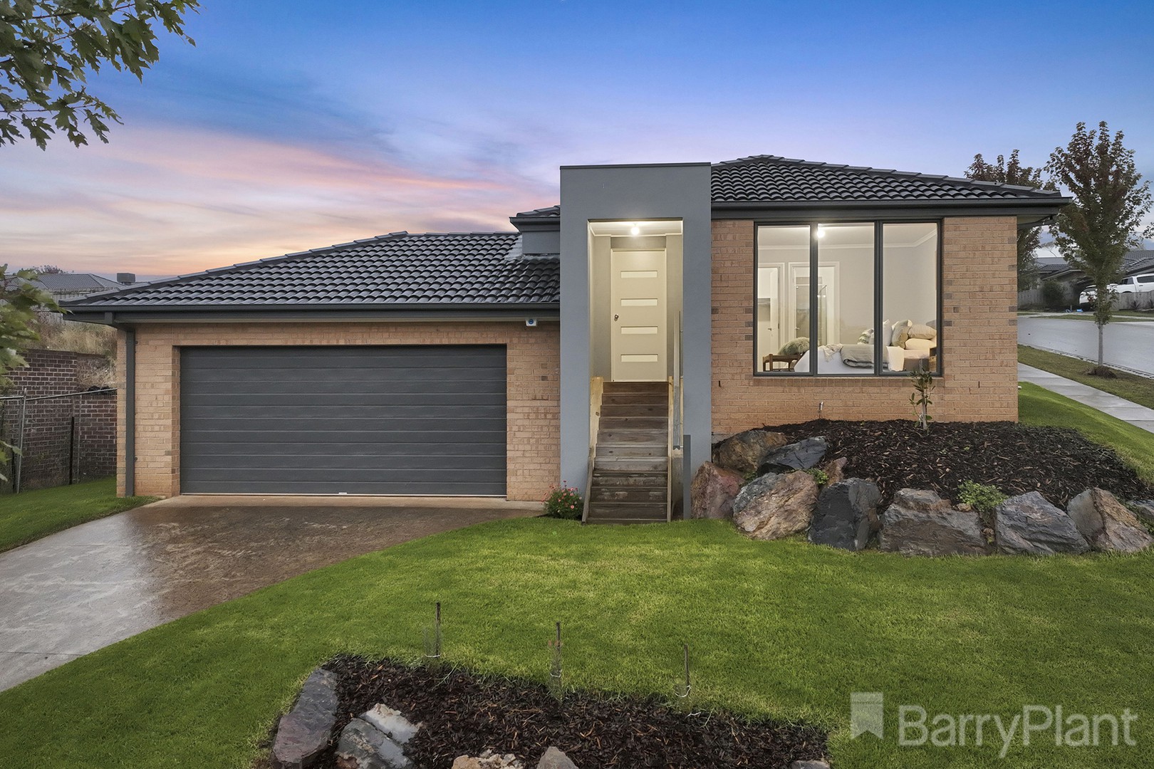 6 Buscombe Crescent, Drouin, VIC 3818, Drouin - Image 1