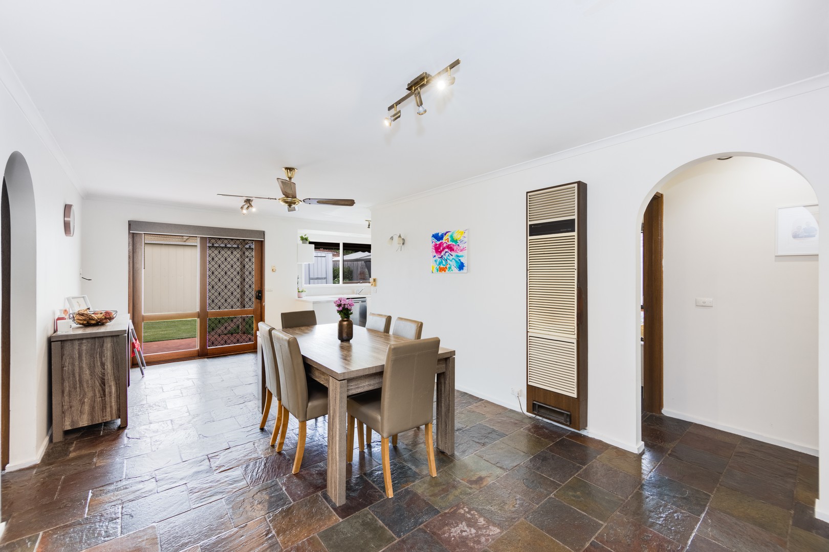 6 Caldermeade  Drive, Corio, VIC 3214, Corio - Thumbnail 6