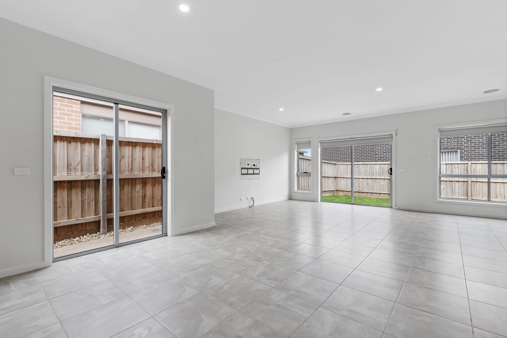 6 Caleb Way, Fraser Rise, VIC 3336 - Thumbnail 2 - 15/11/2023