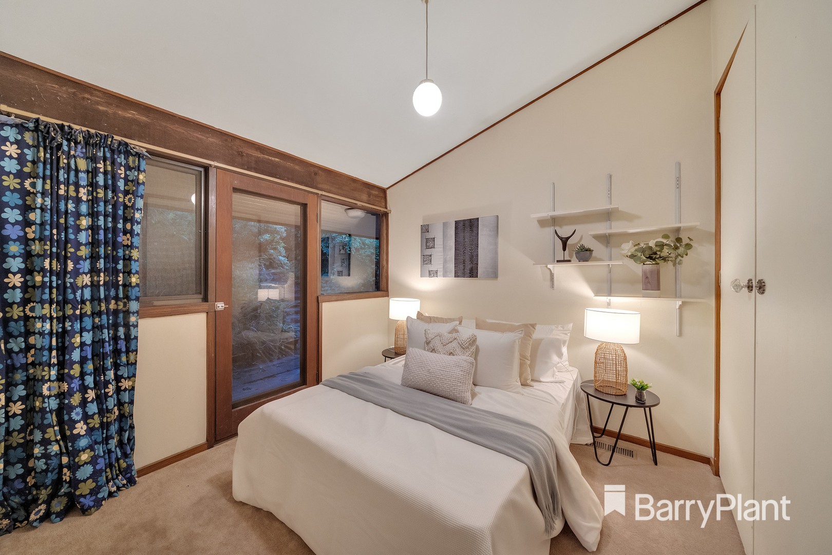 6 Camden CourtGlen Waverley, VIC 3150, Glen Waverley - Thumbnail 8