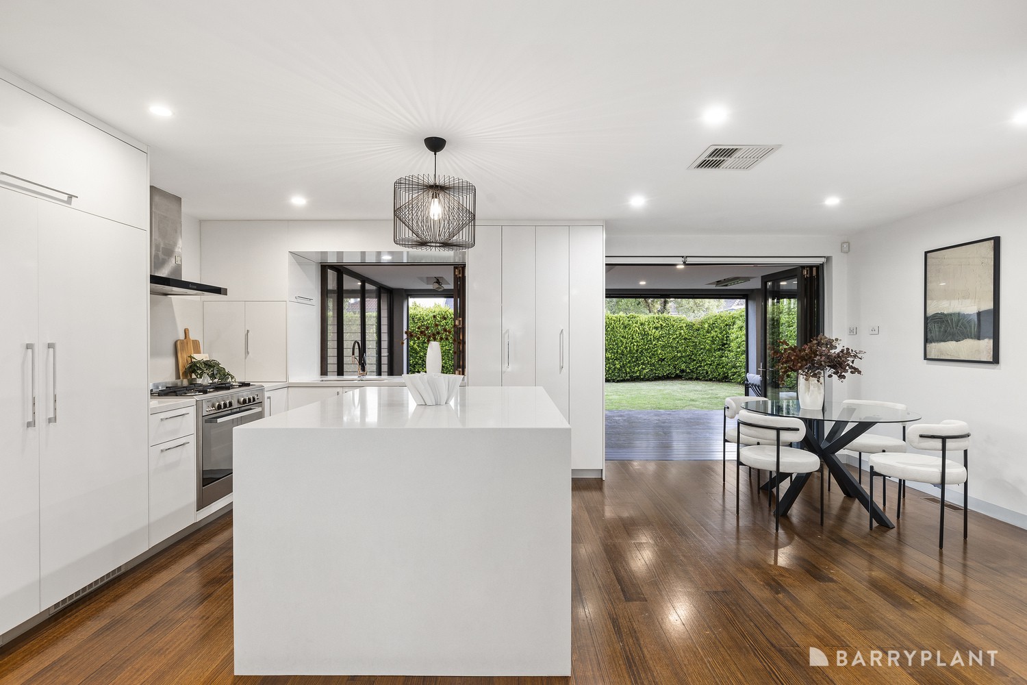 6 Cameron Parade, Bundoora, VIC 3083, Bundoora - Thumbnail 3