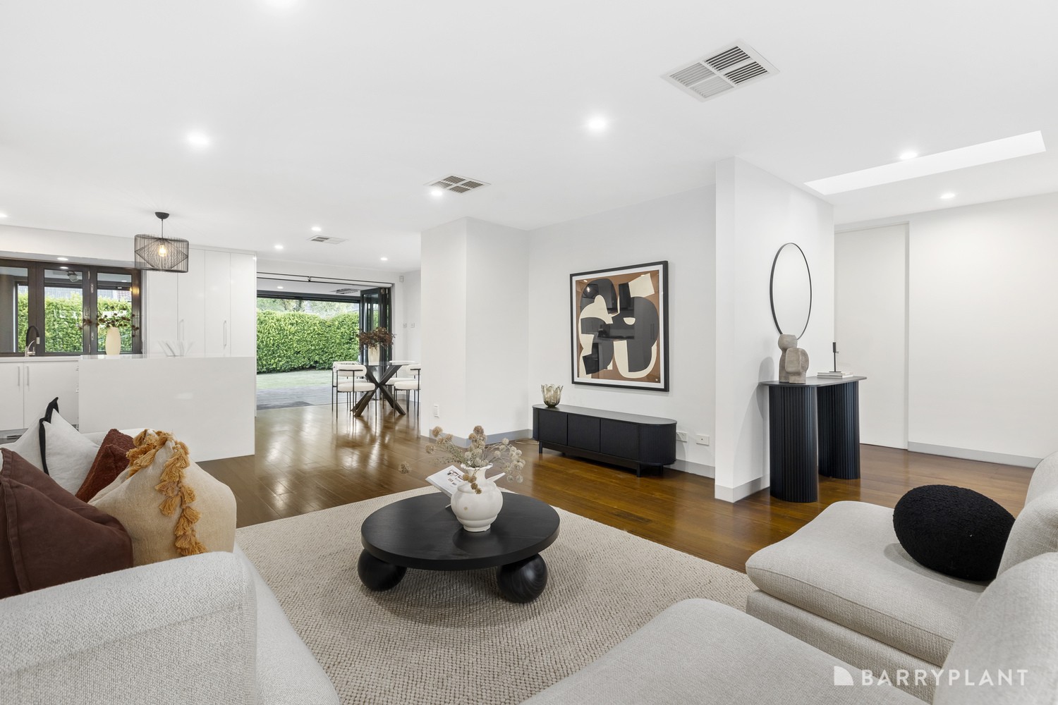 6 Cameron Parade, Bundoora, VIC 3083, Bundoora - Thumbnail 4