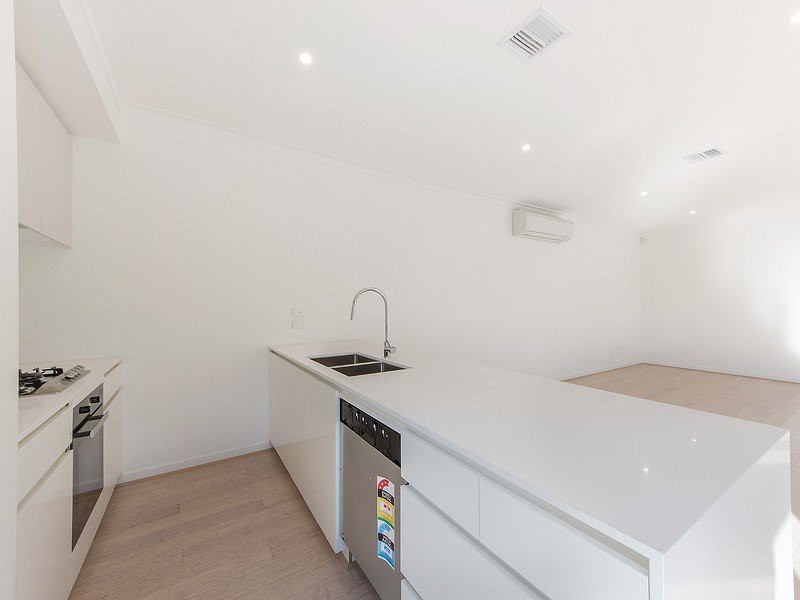 6 Canopy Crescent, Hillside, VIC 3037, Hillside - Thumbnail 3