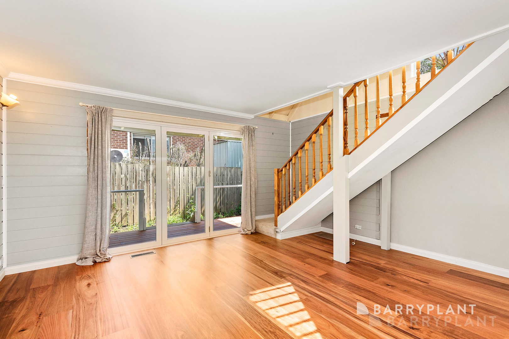 6 Carawa Street, Cockatoo, VIC 3781, Cockatoo - Thumbnail 3