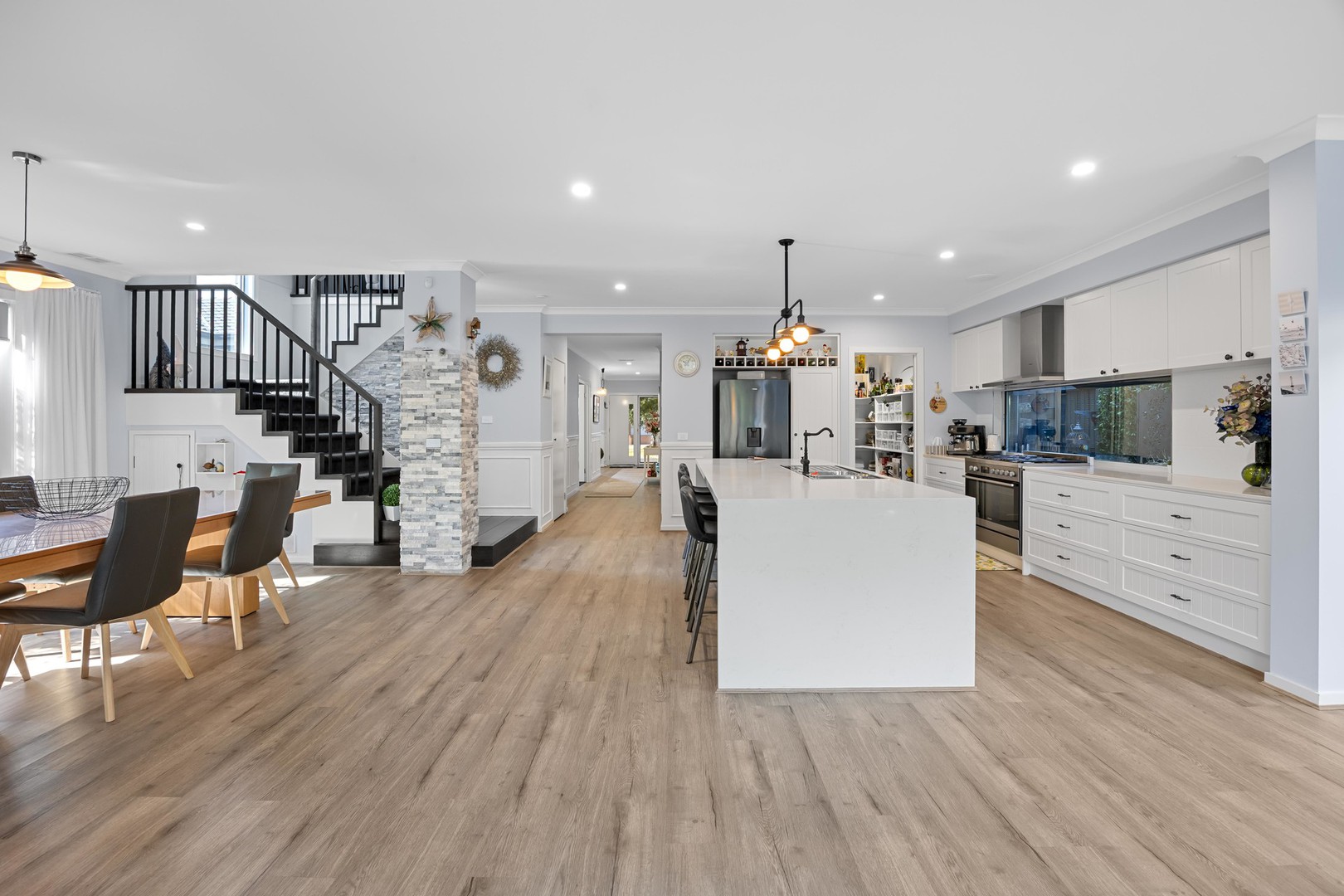 6 Casine Road, Fraser Rise, VIC 3336, Fraser Rise - Thumbnail 4