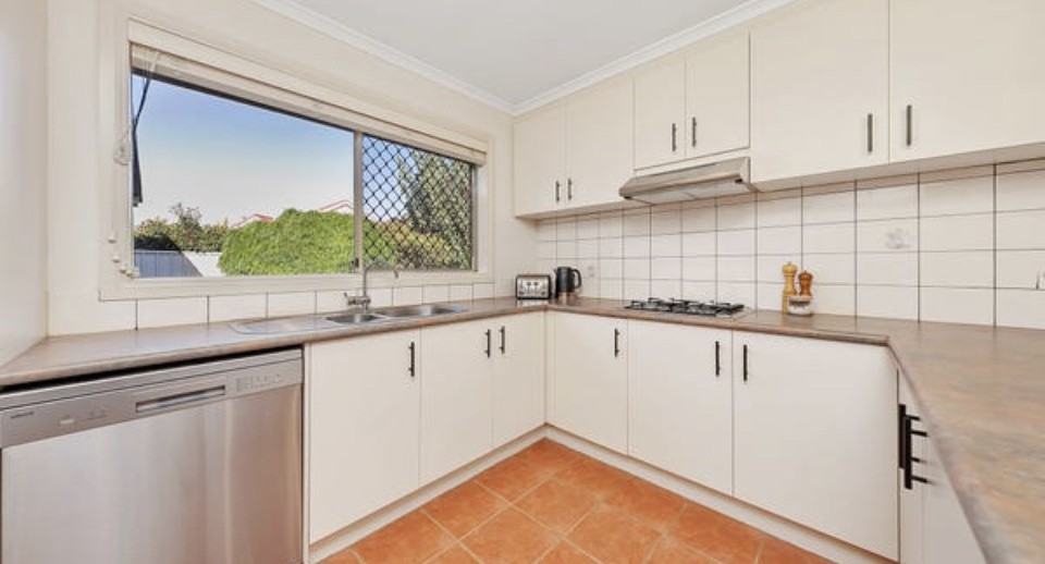 6 Castlemaine Way, Caroline Springs, VIC 3023, Caroline Springs - Thumbnail 7