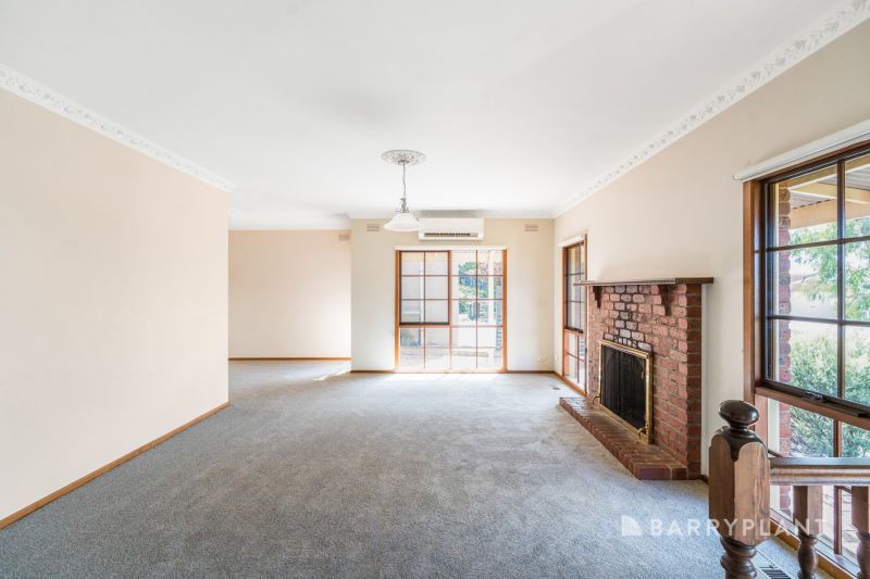 6 Chancellor Pl, Highton, VIC 3216 - Thumbnail 2 - 09/04/2026