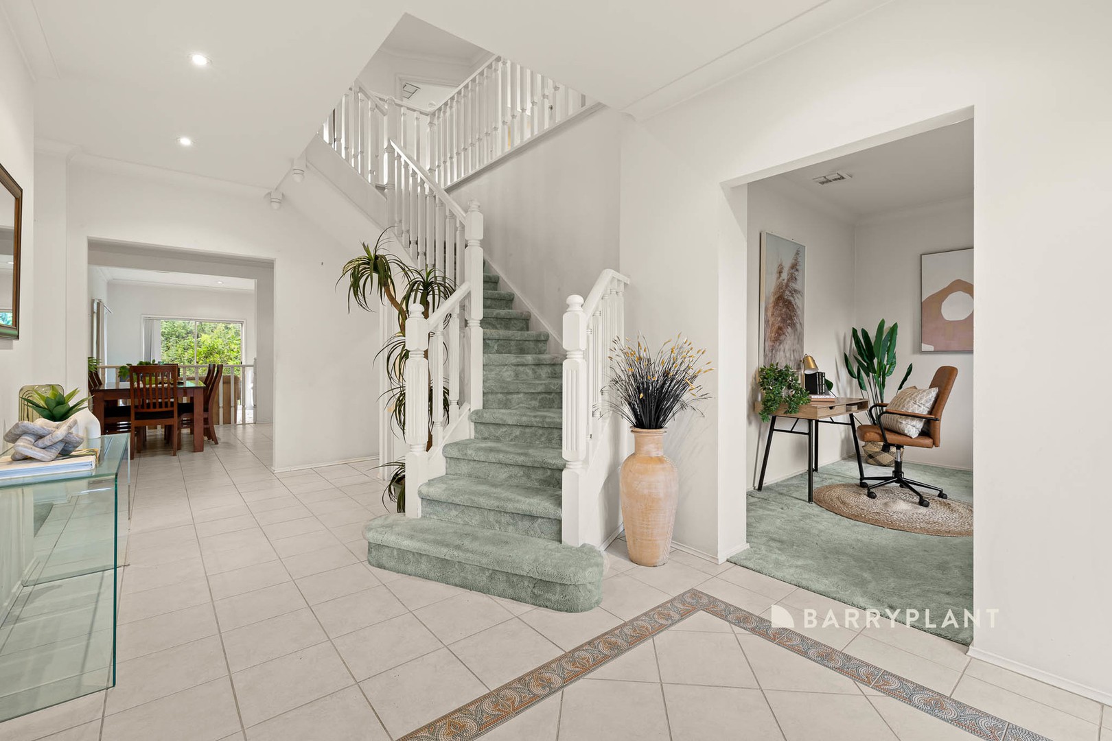 6 Charing Cross Place, Narre Warren, VIC 3805, Narre Warren - Thumbnail 2
