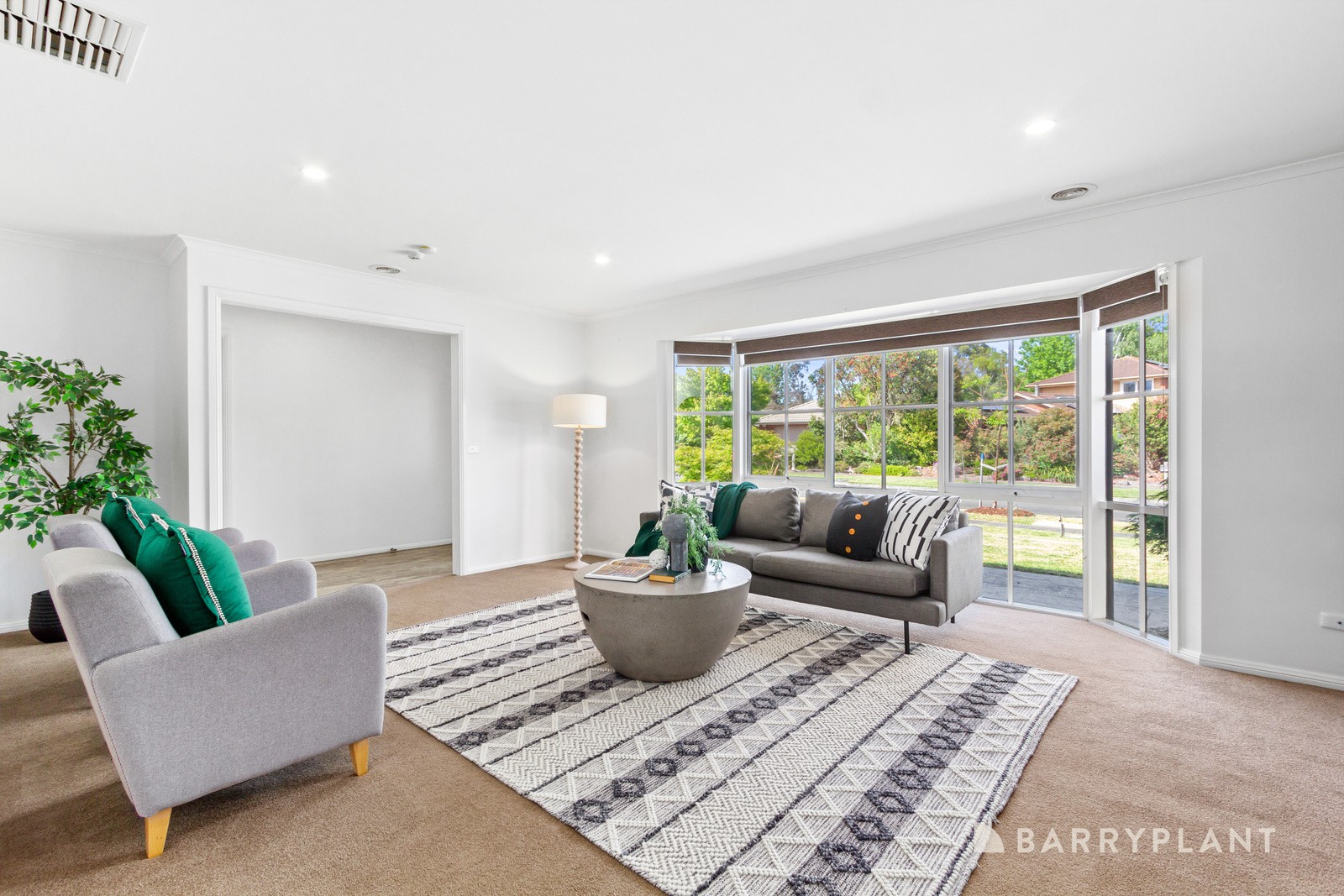 6 Chedworth Court, Kilsyth South, VIC 3137, Kilsyth South - Thumbnail 3