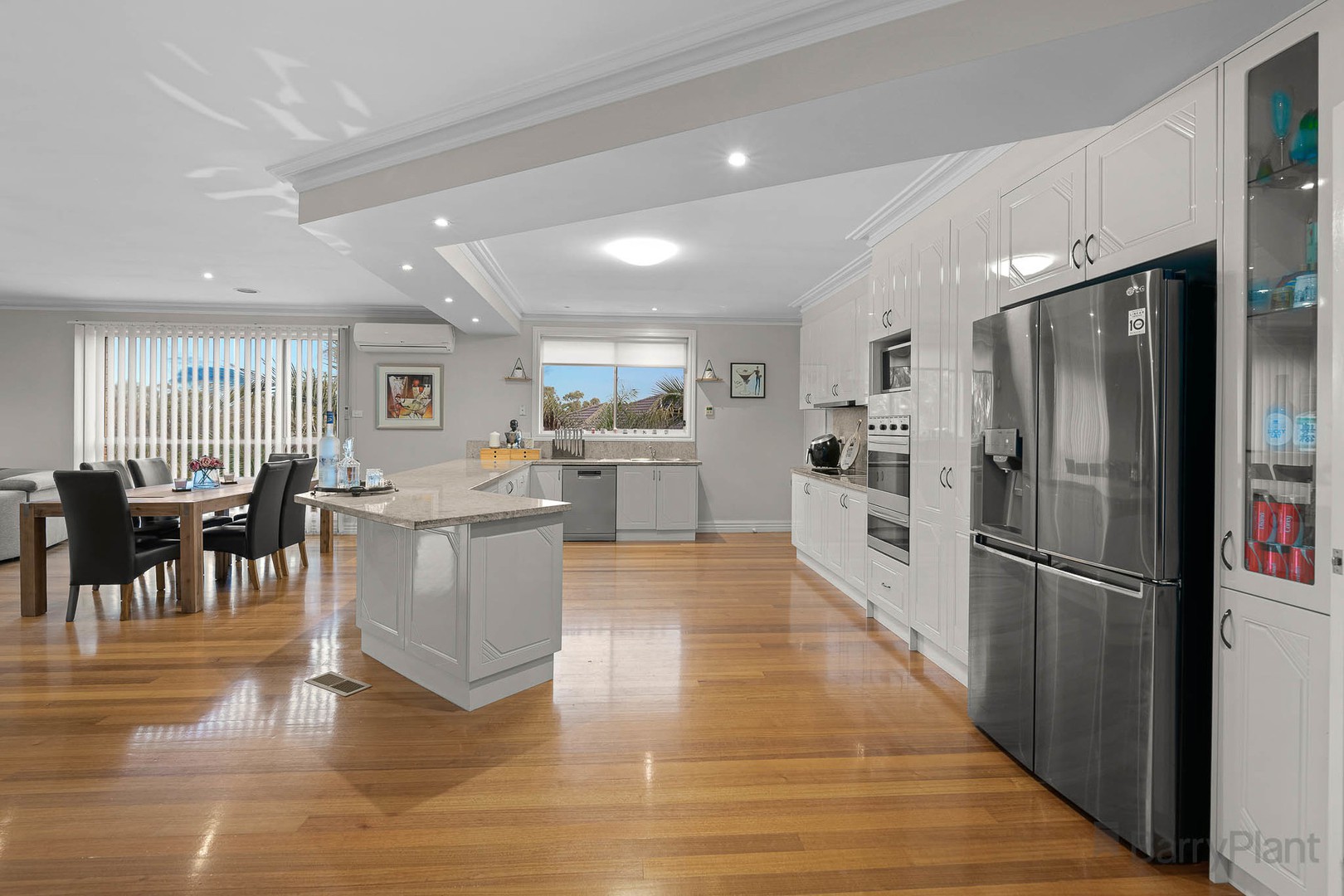 6 Cherry Tree Lane, Narre Warren, VIC 3805, Narre Warren - Thumbnail 4
