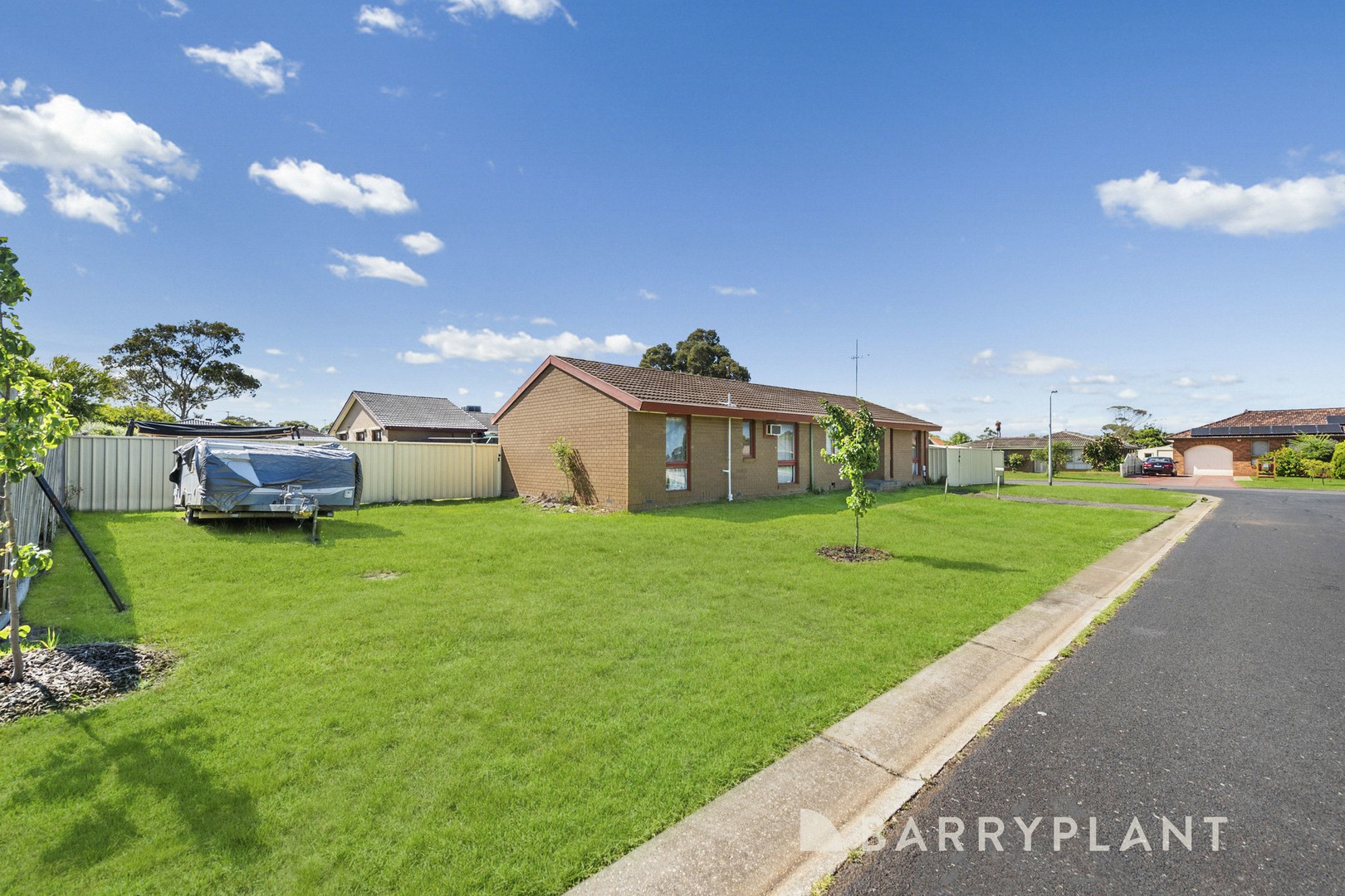 6 Christina Crescent, Kurunjang, VIC 3337, Kurunjang - Thumbnail 3