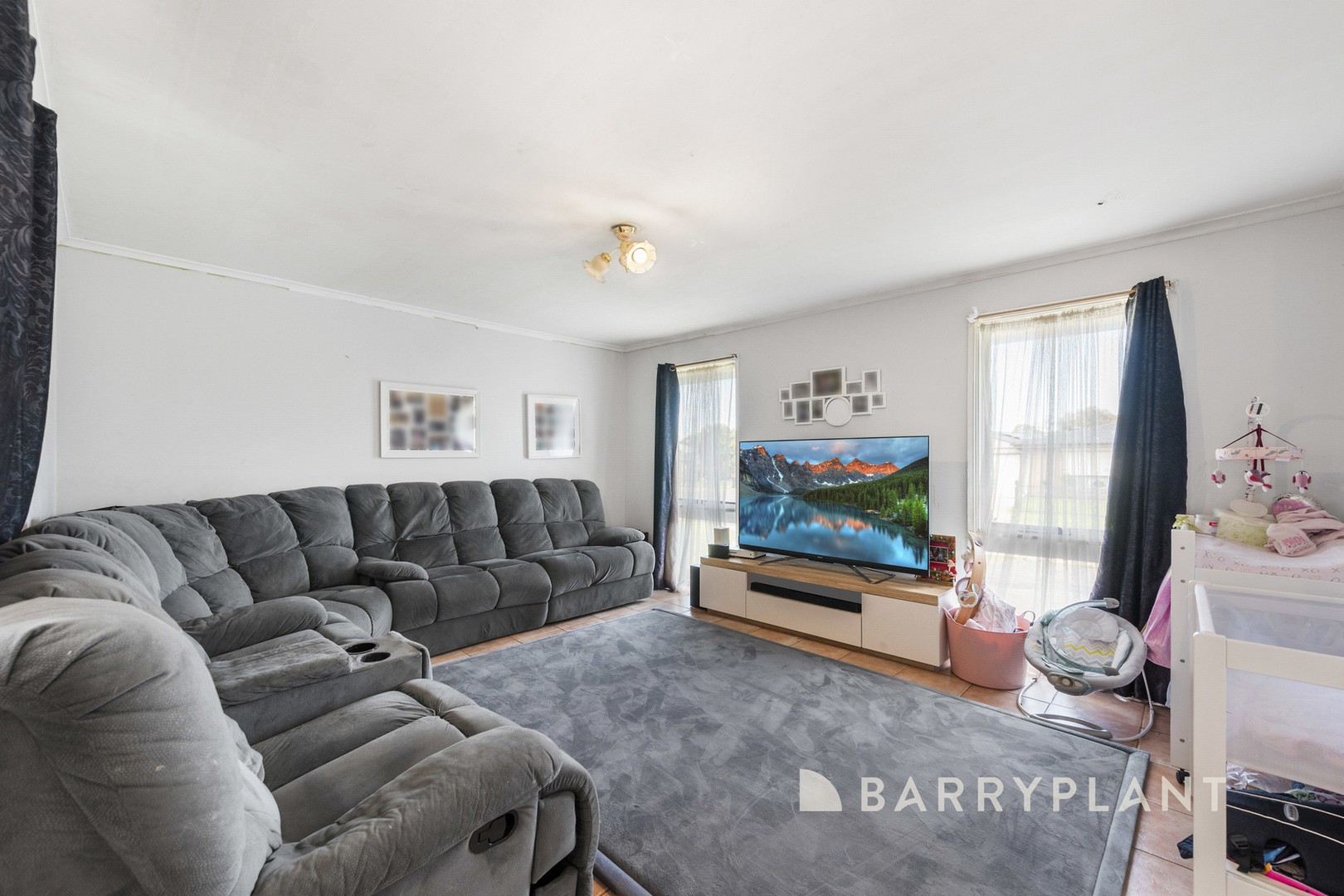 6 Christina Crescent, Kurunjang, VIC 3337, Kurunjang - Thumbnail 4