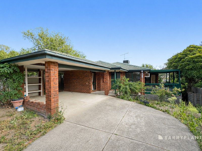 6 Christopher Close, Pakenham, VIC 3810 - Image - 29/01/2026