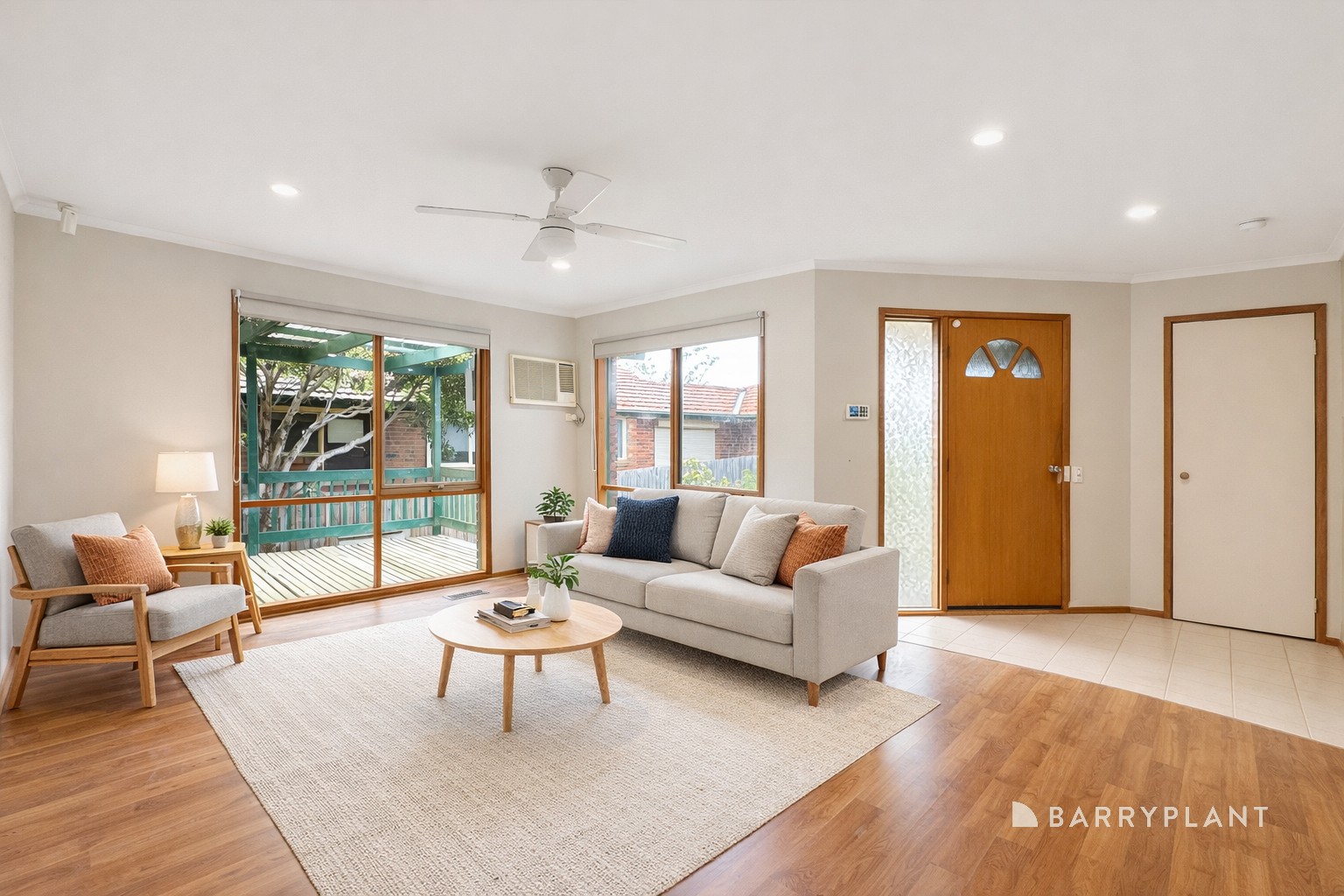 6 Christopher Close, Pakenham, VIC 3810 - Thumbnail 2 - 29/01/2026