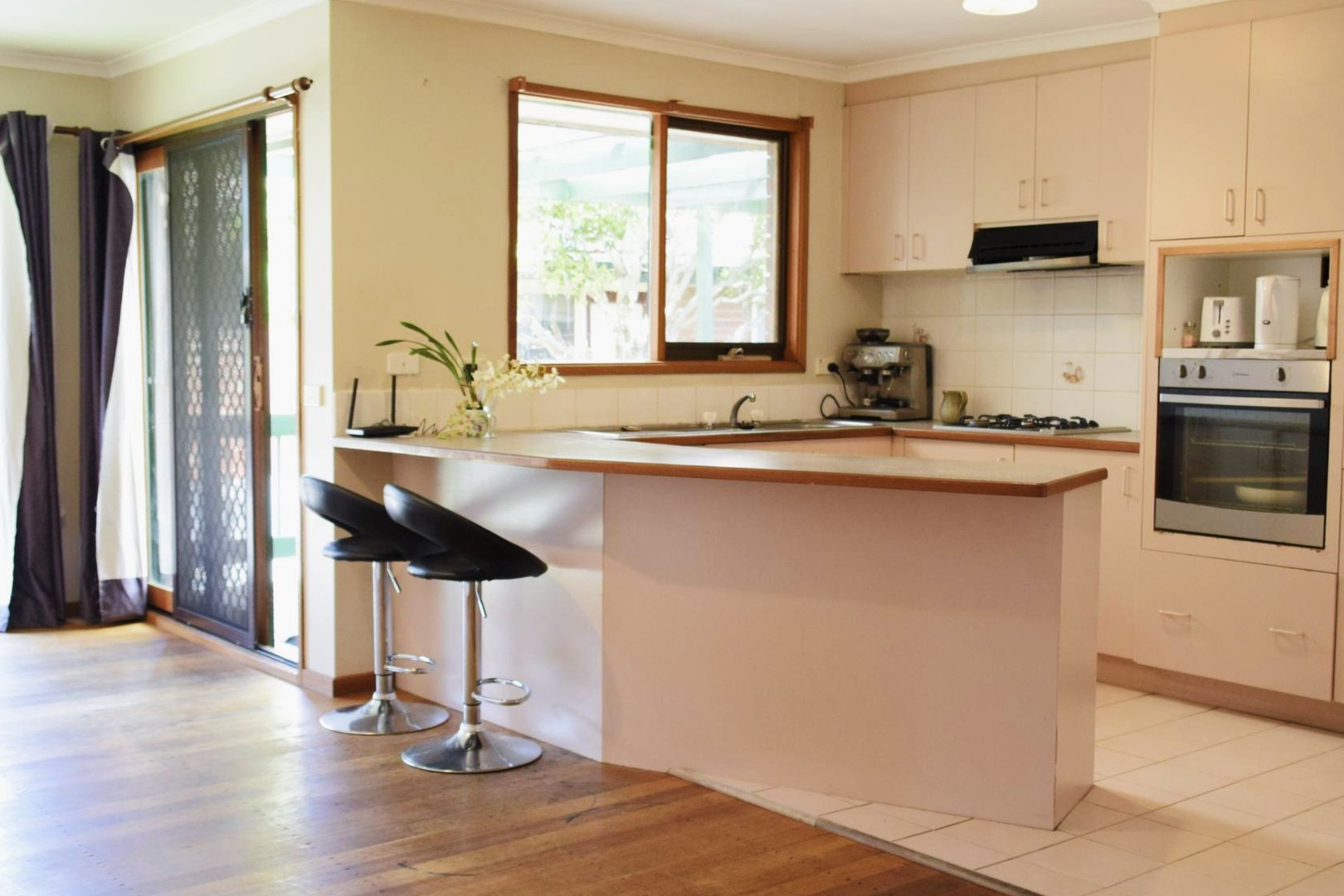6 Christopher Close, Pakenham, VIC 3810, Pakenham - Thumbnail 6