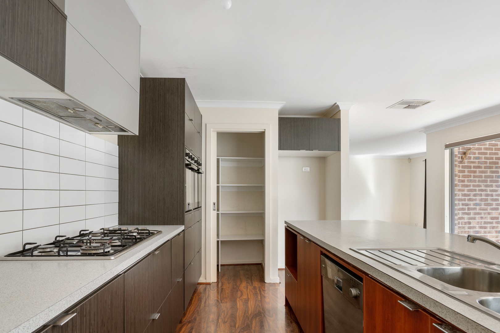 6 Clandon Way, Derrimut, VIC 3026, Derrimut - Thumbnail 5