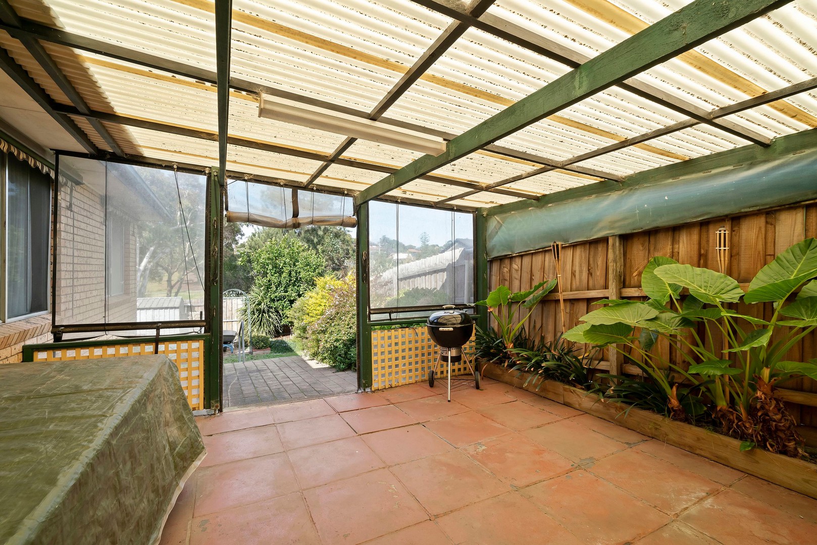 6 Claredale Avenue, Gladstone Park, VIC 3043, Gladstone Park - Thumbnail 8