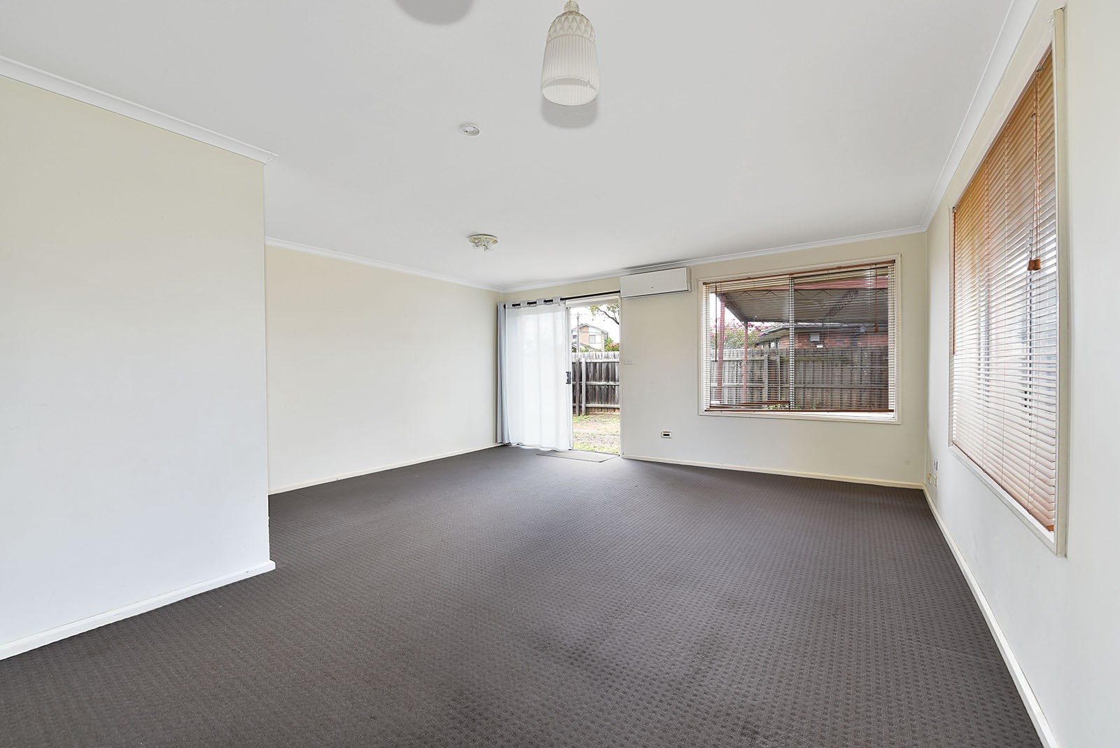 6 Clarke Drive, Gladstone Park, VIC 3043, Gladstone Park - Thumbnail 6