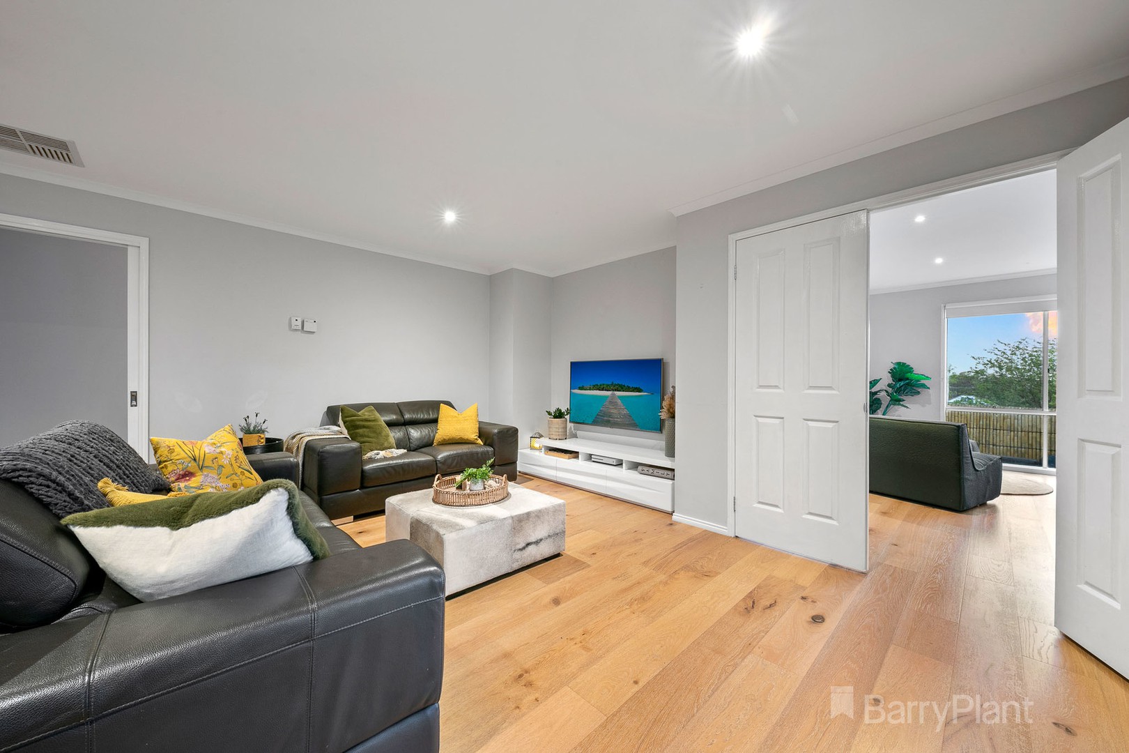 6 Clearview CourtGarfield, VIC 3814, Garfield - Thumbnail 3