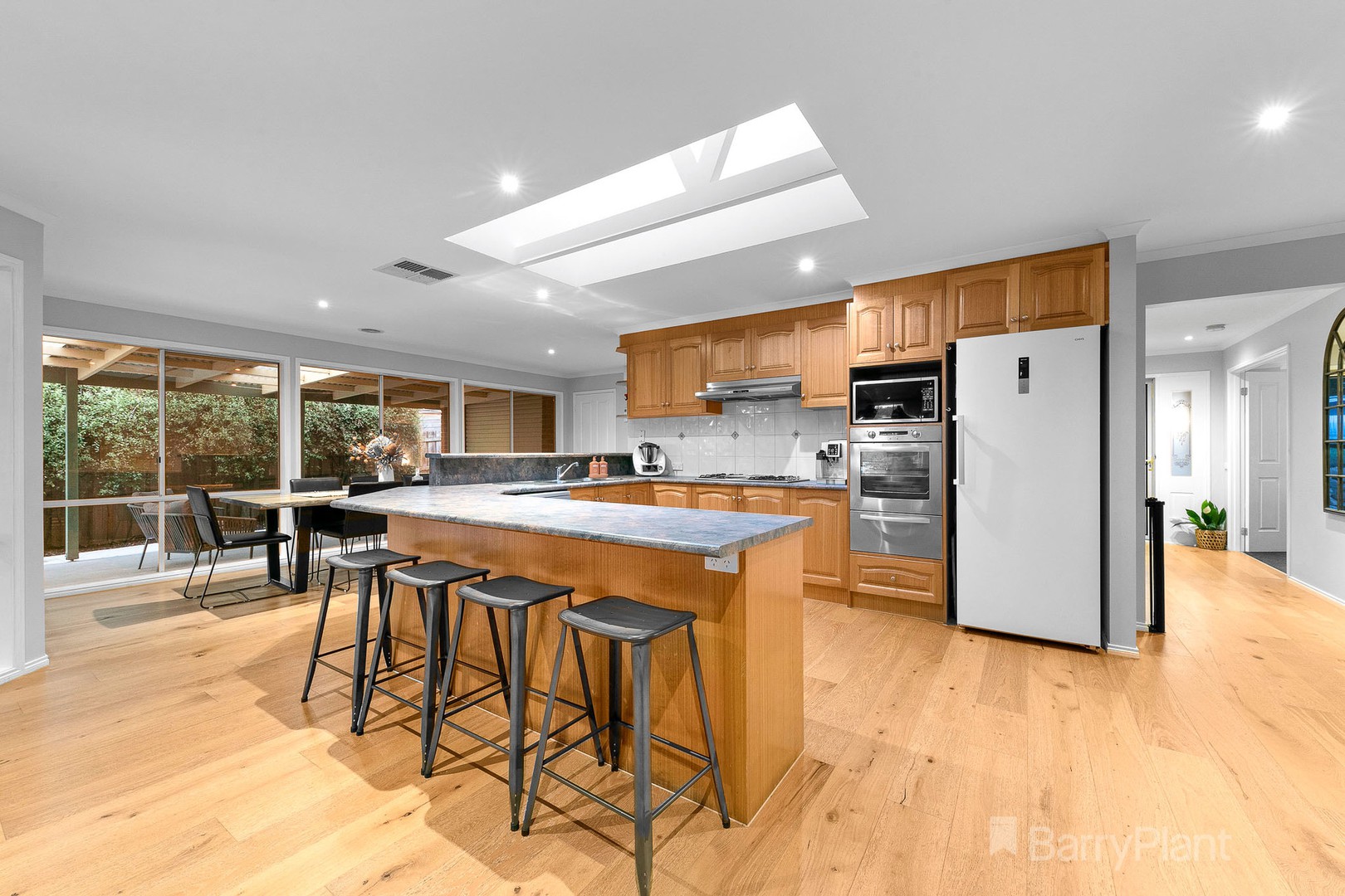 6 Clearview CourtGarfield, VIC 3814, Garfield - Thumbnail 4