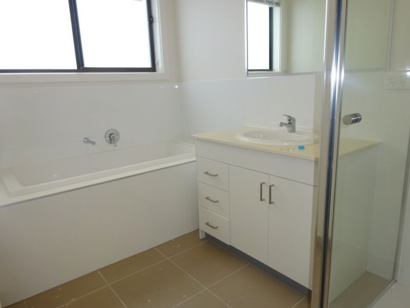 6 Clendon Way, Craigieburn, VIC 3064, Craigieburn - Thumbnail 5