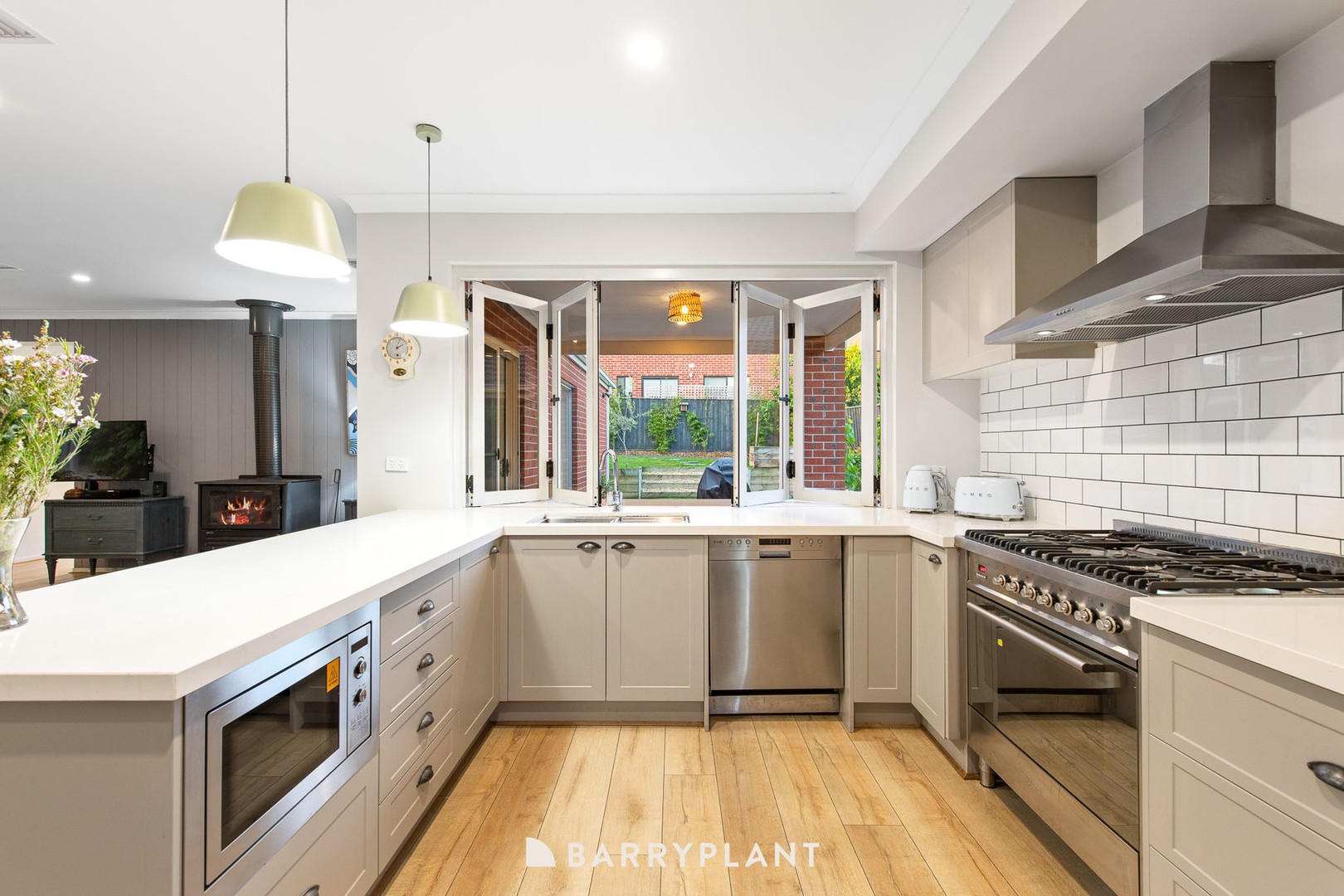 6 Cliveden Drive, Officer, VIC 3809, Officer - Thumbnail 7