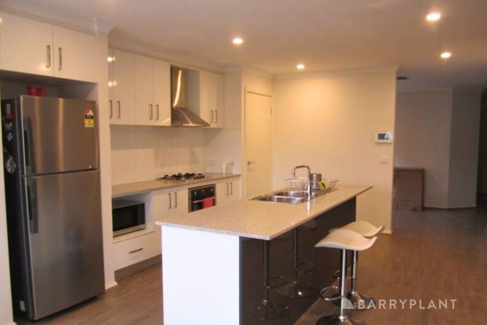 6 Cortland Street, Wyndham Vale, VIC 3024, Wyndham Vale - Thumbnail 3